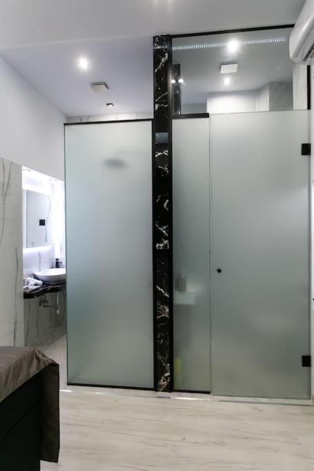 Center Marble 40sqm Gas Heating 2smarttv Optical Fiber - Secured24h Private Entrance * Tessalónica