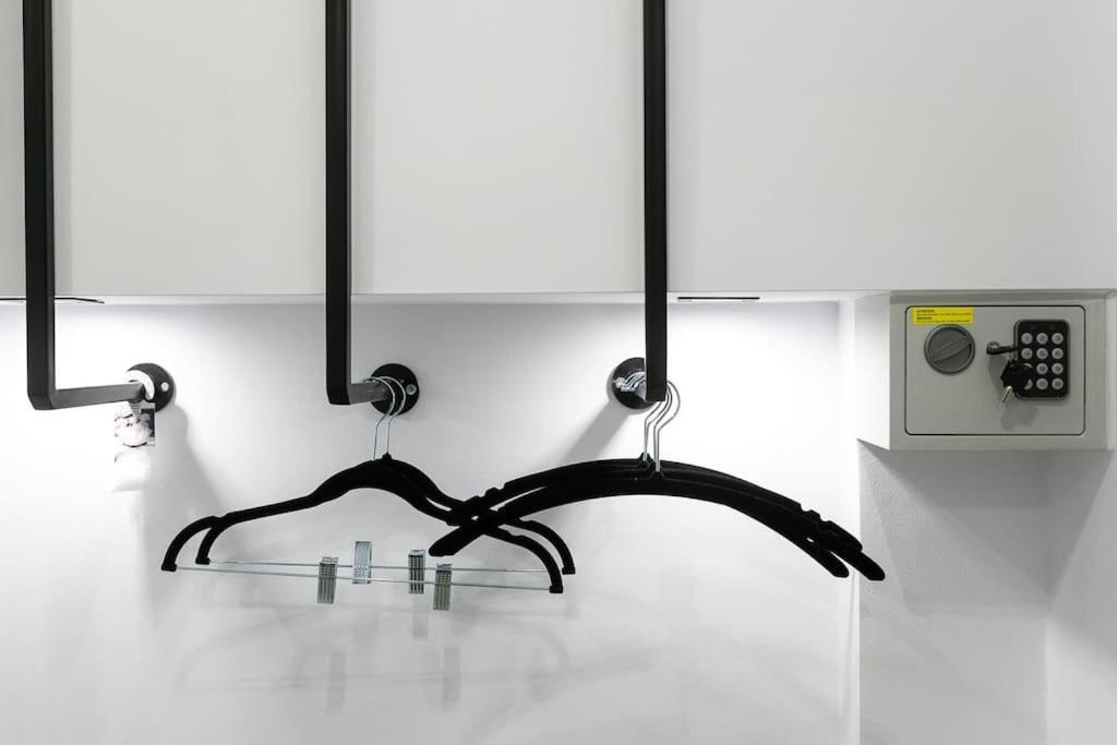 Center Marble 40sqm Gas Heating 2smarttv Optical Fiber - Secured24h Private Entrance Apartamento
