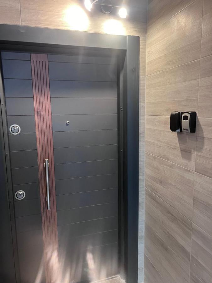 Apartment Jacuzzi 2 *