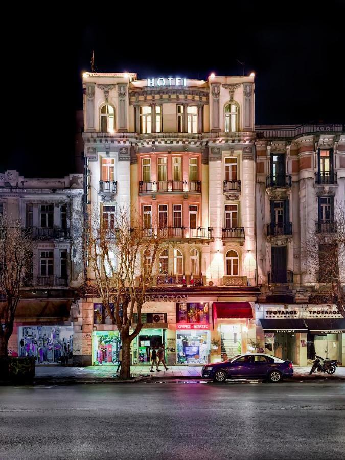 Ilisia Hotel 2*