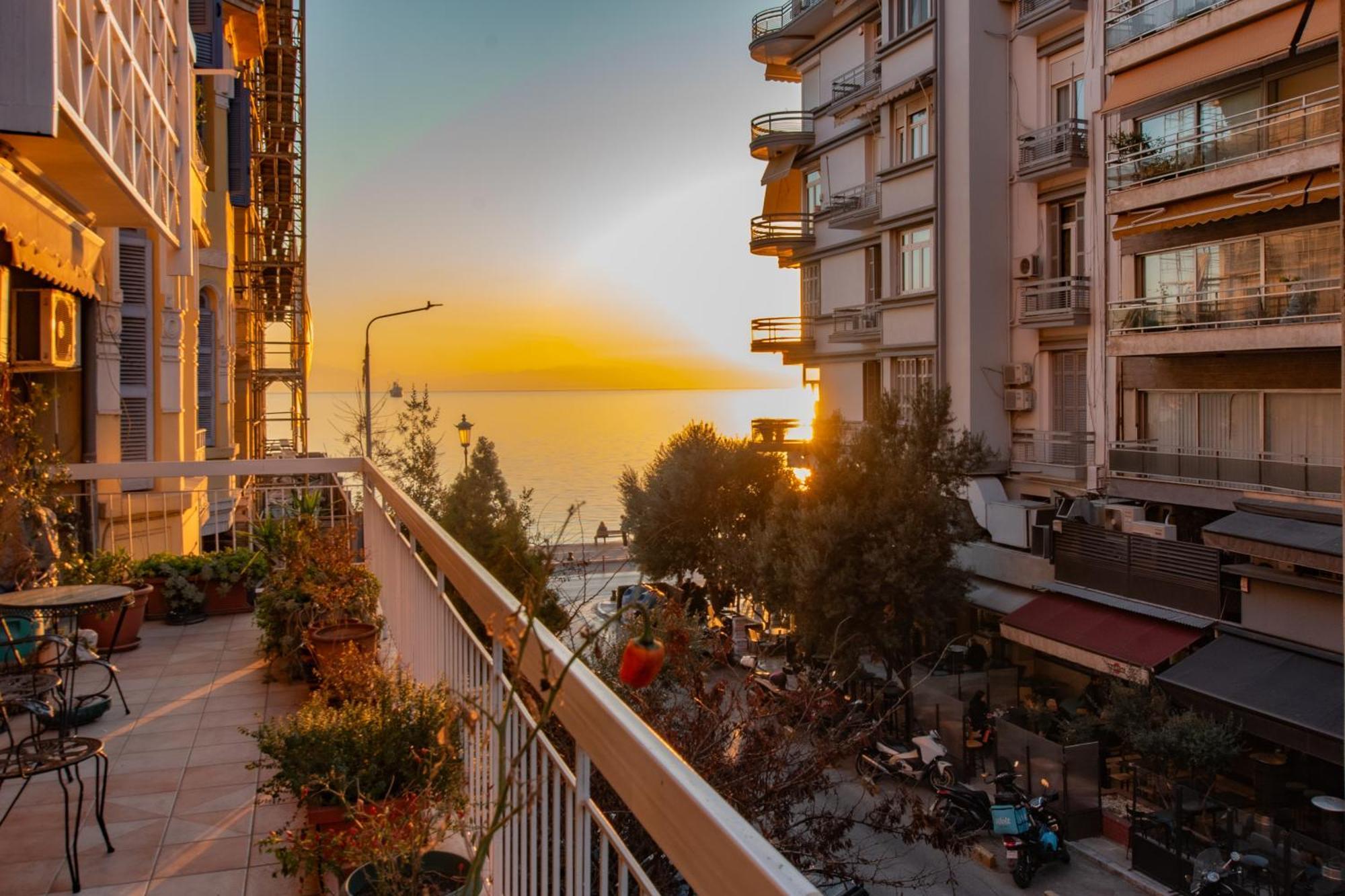 Apartment Houseloft Koromila Sea View