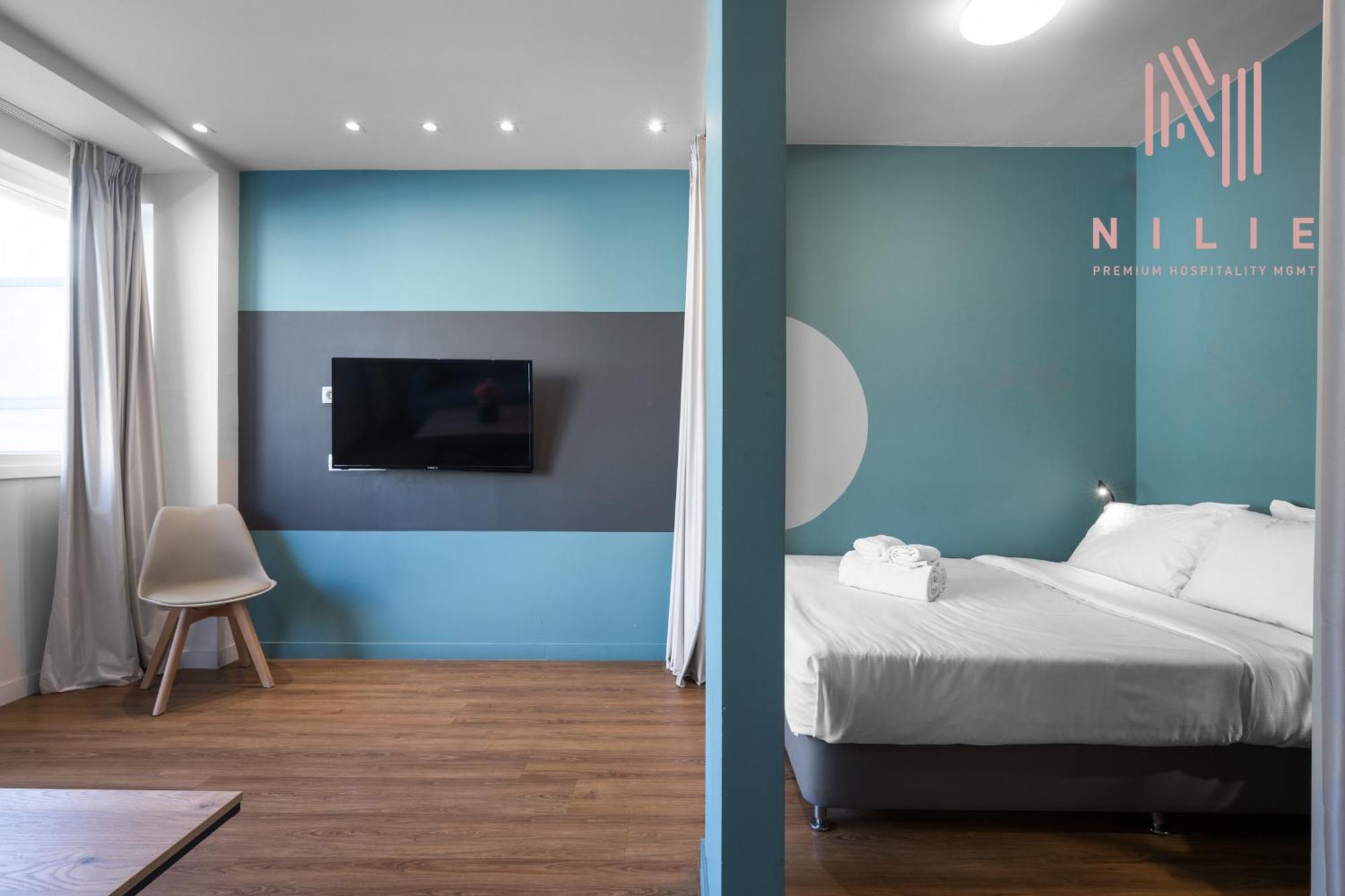 Big Apple Aprts, Nilie Hospitality Mgmt