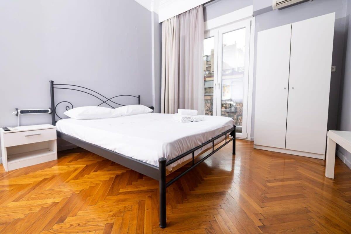 Apartment Egnatia Spacious 3 Bd In *