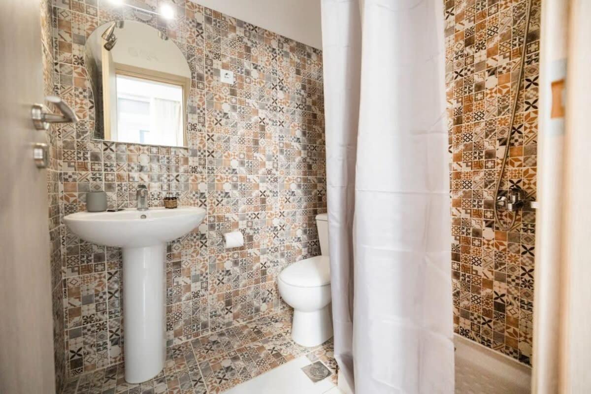 Apartment Egnatia Spacious 3 Bd In Thessaloniki