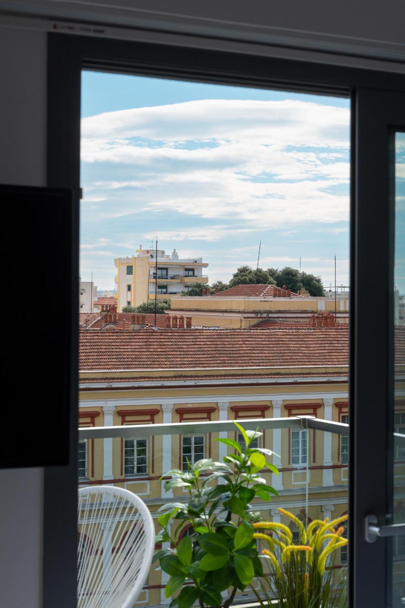 Velvet Luxury In The Center By Binobi! * Thessaloniki