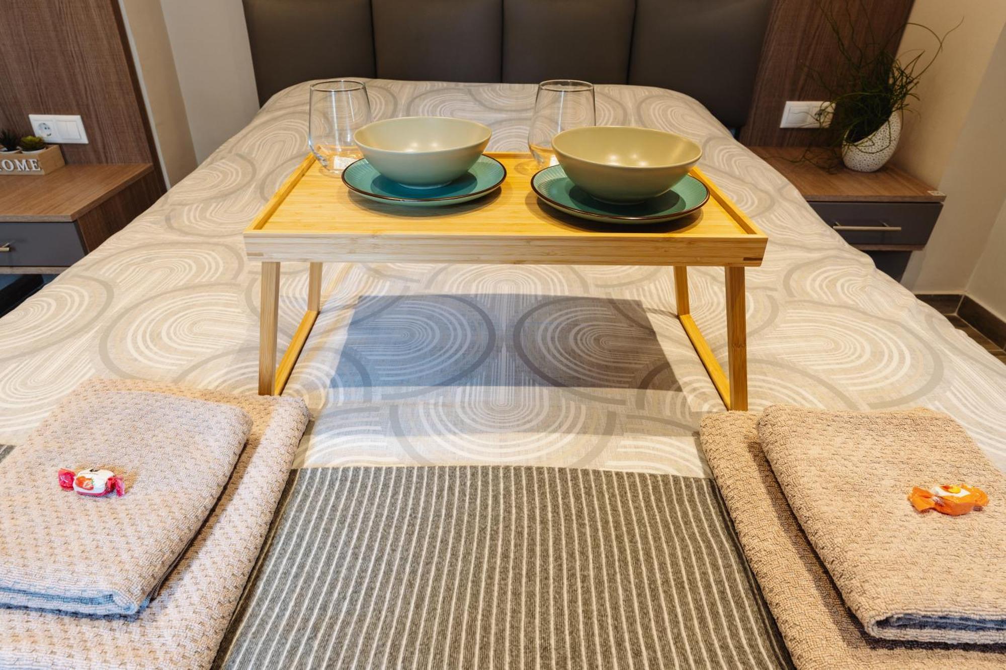 Lef Apartment *