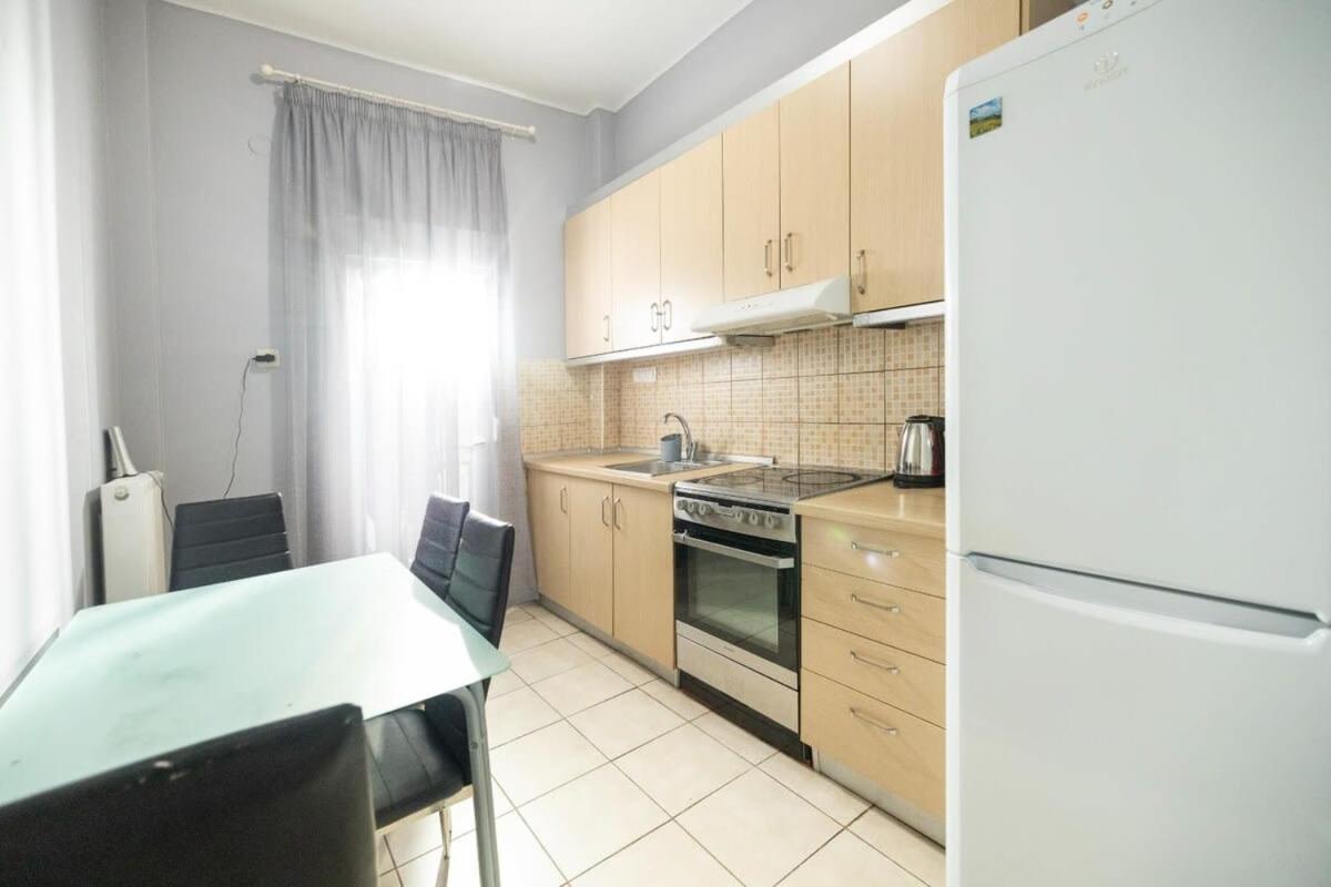 Egnatia Spacious 3 Bd In Apartment *