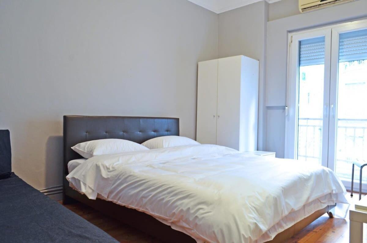Egnatia Spacious 3 Bd In Apartment