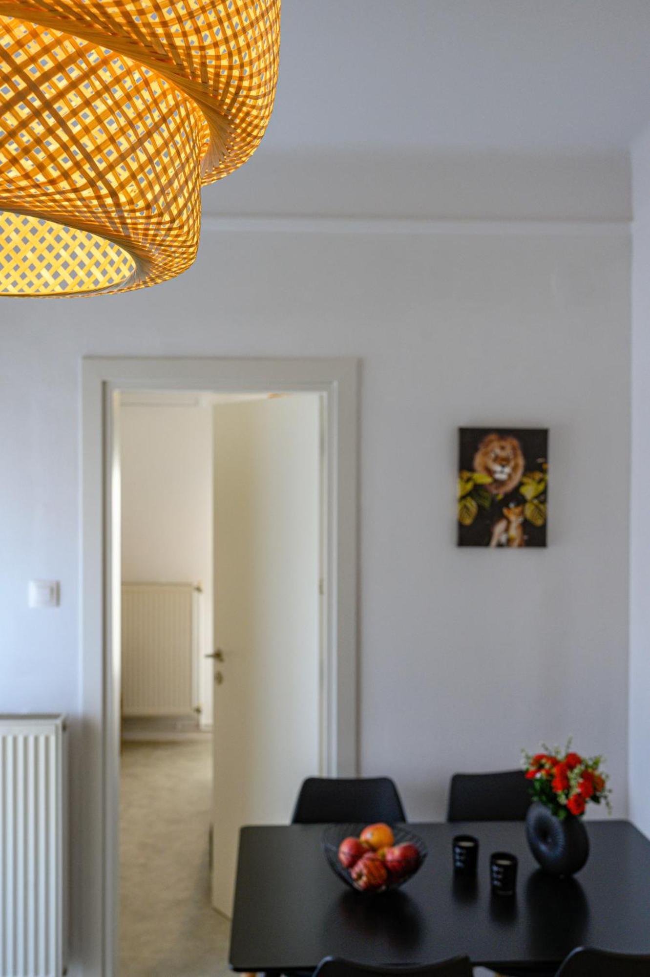 Center Downtown Apartment *