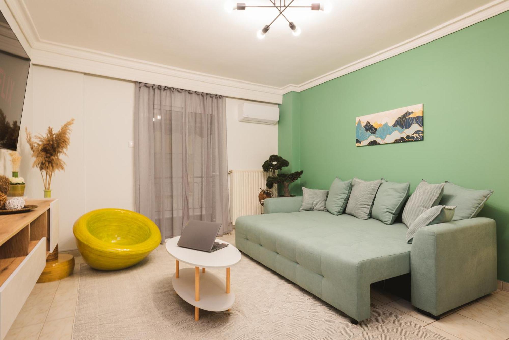 Stylish W Jacuzzi, 5 Min To White Tower Thessaloniki