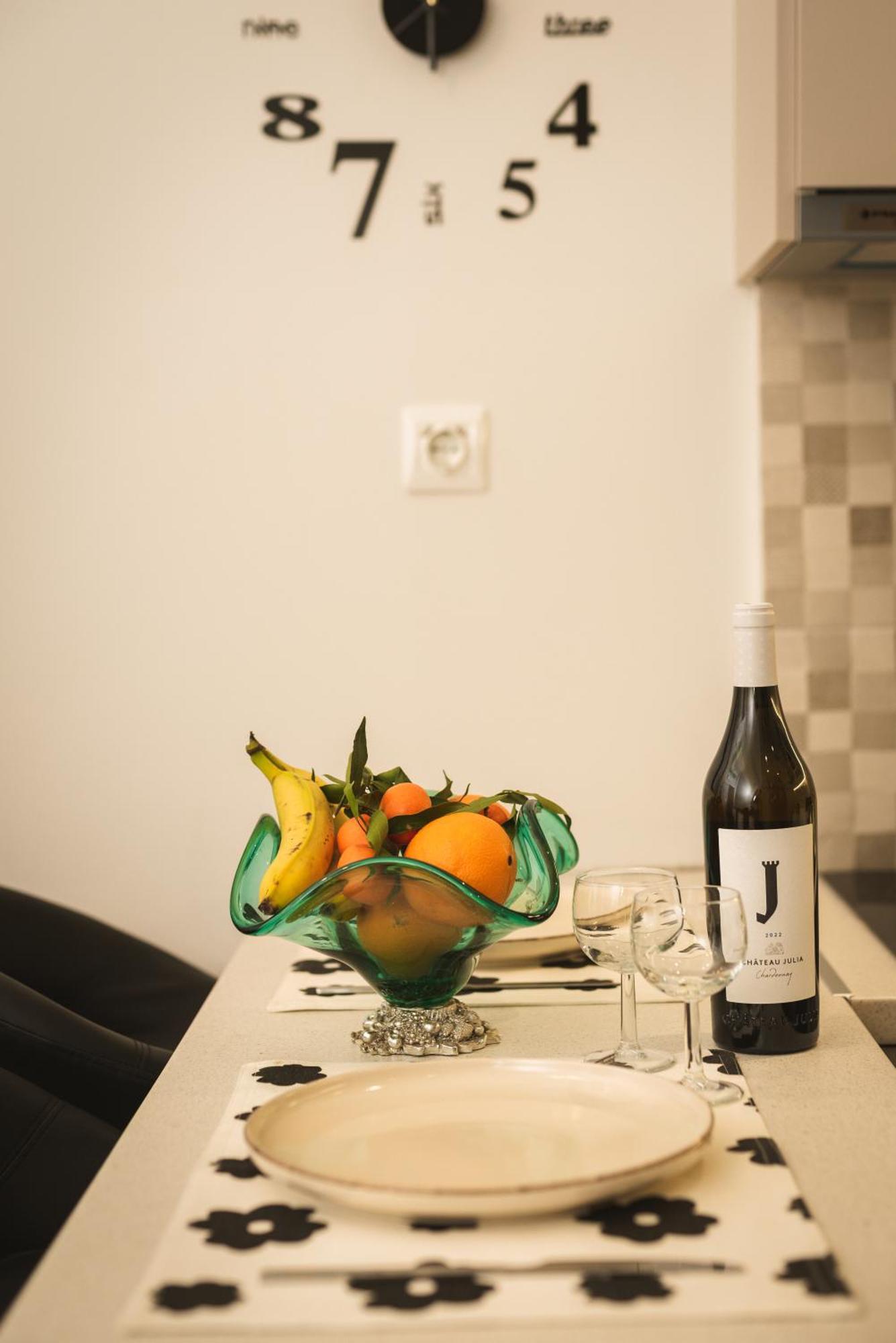 Modern Loft 10mins From Centre Apartment Thessaloniki