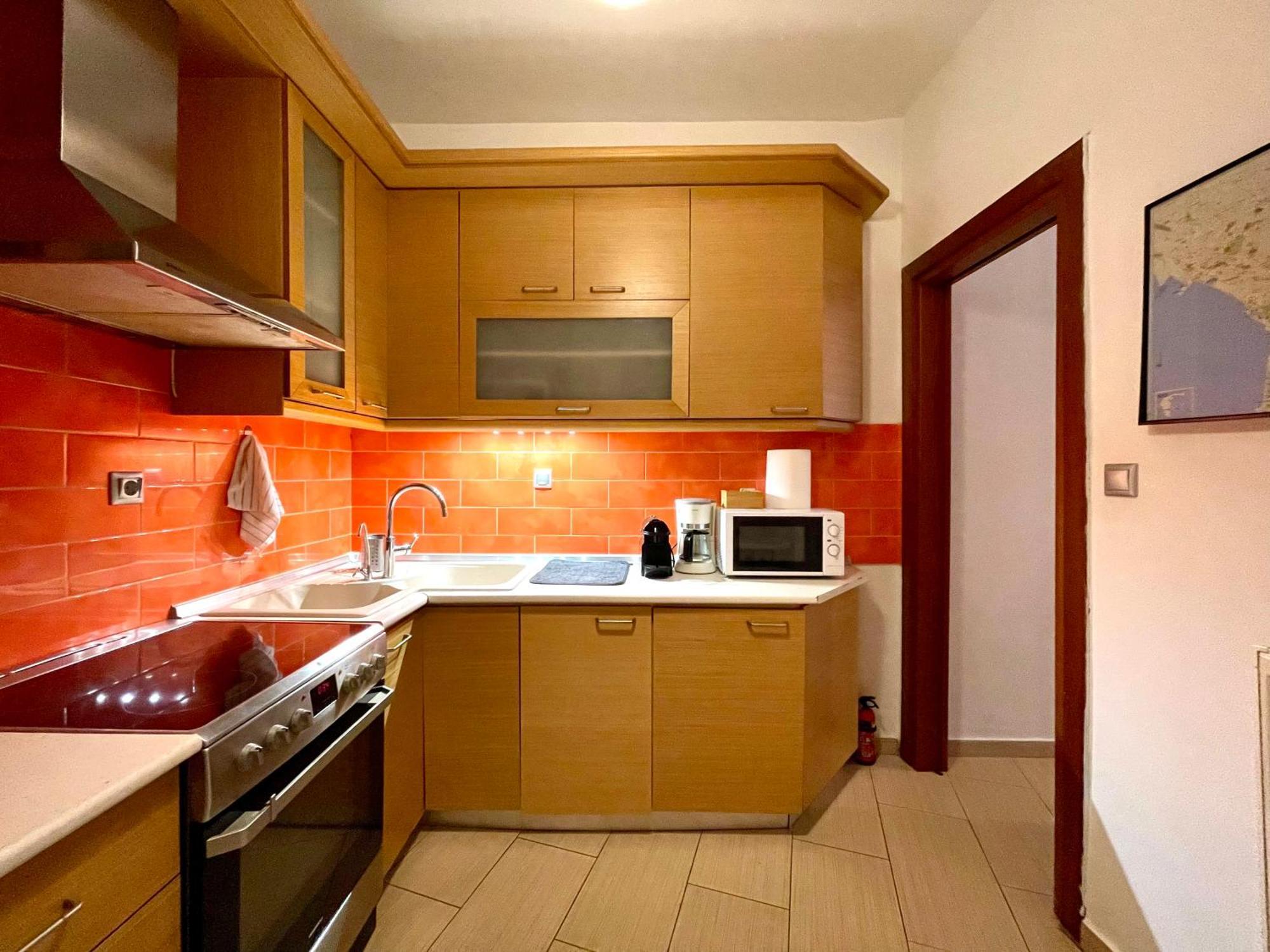 Traveler 85m2 Private Parking Next To Center Thessaloniki
