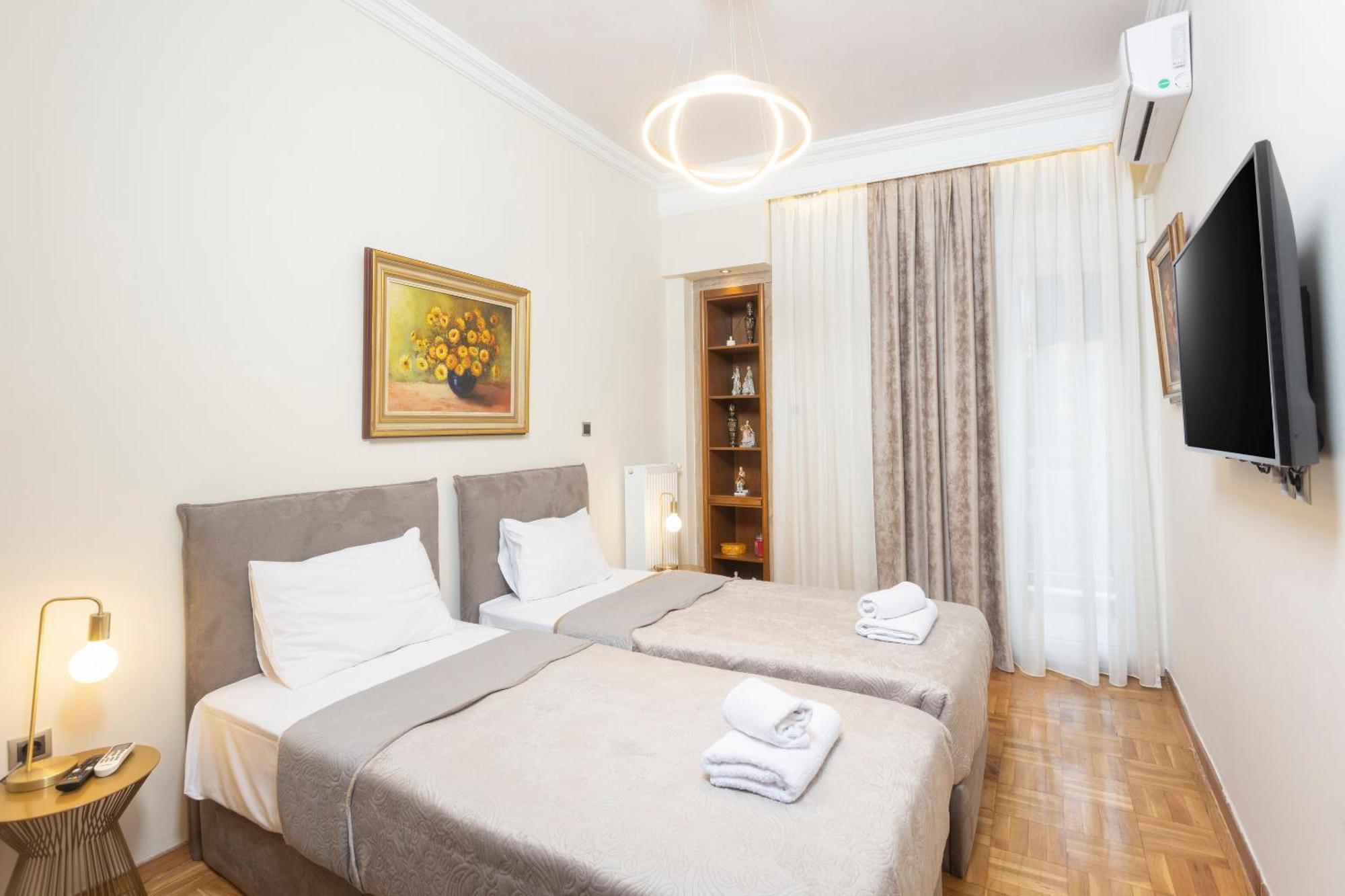 King George 32 Luxury