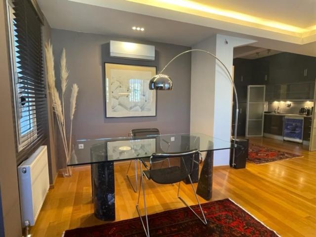 Căn hộ Downtown Stylish Flat