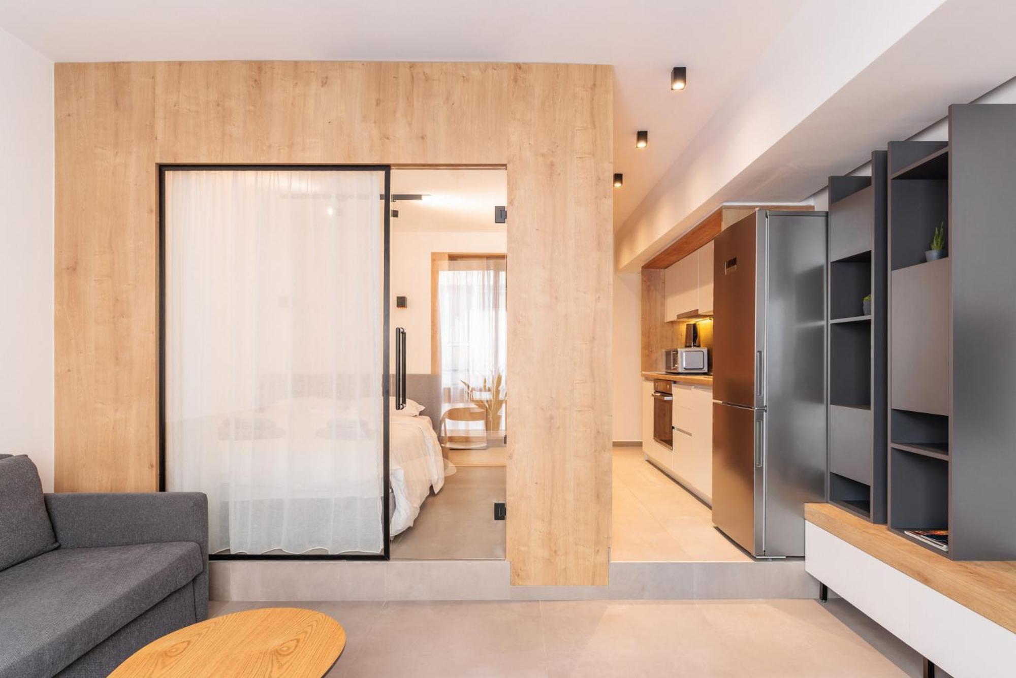 Skg Cityscape Metropolis Apartment