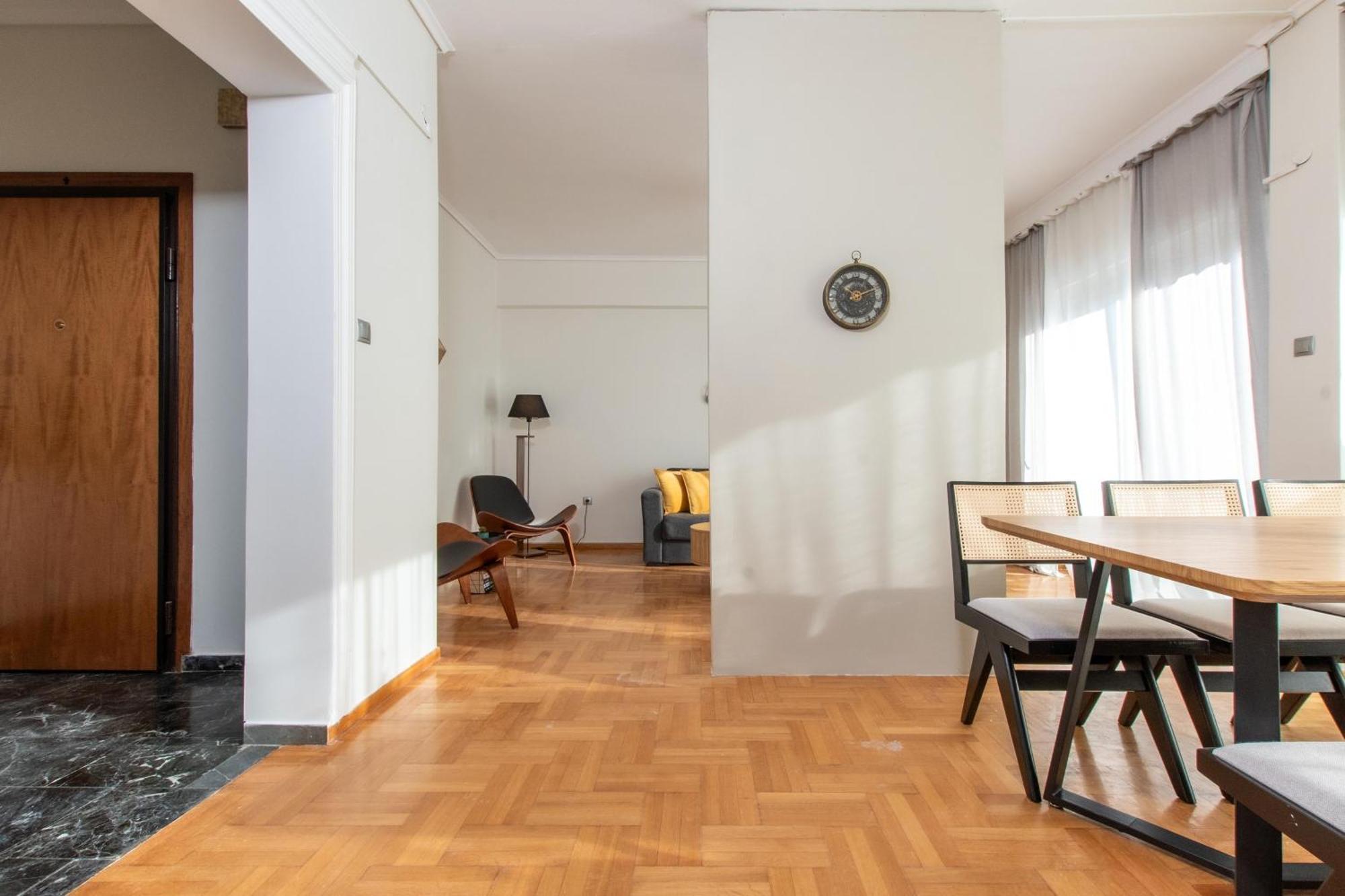 Houseloft Cityscape Bliss Selanik