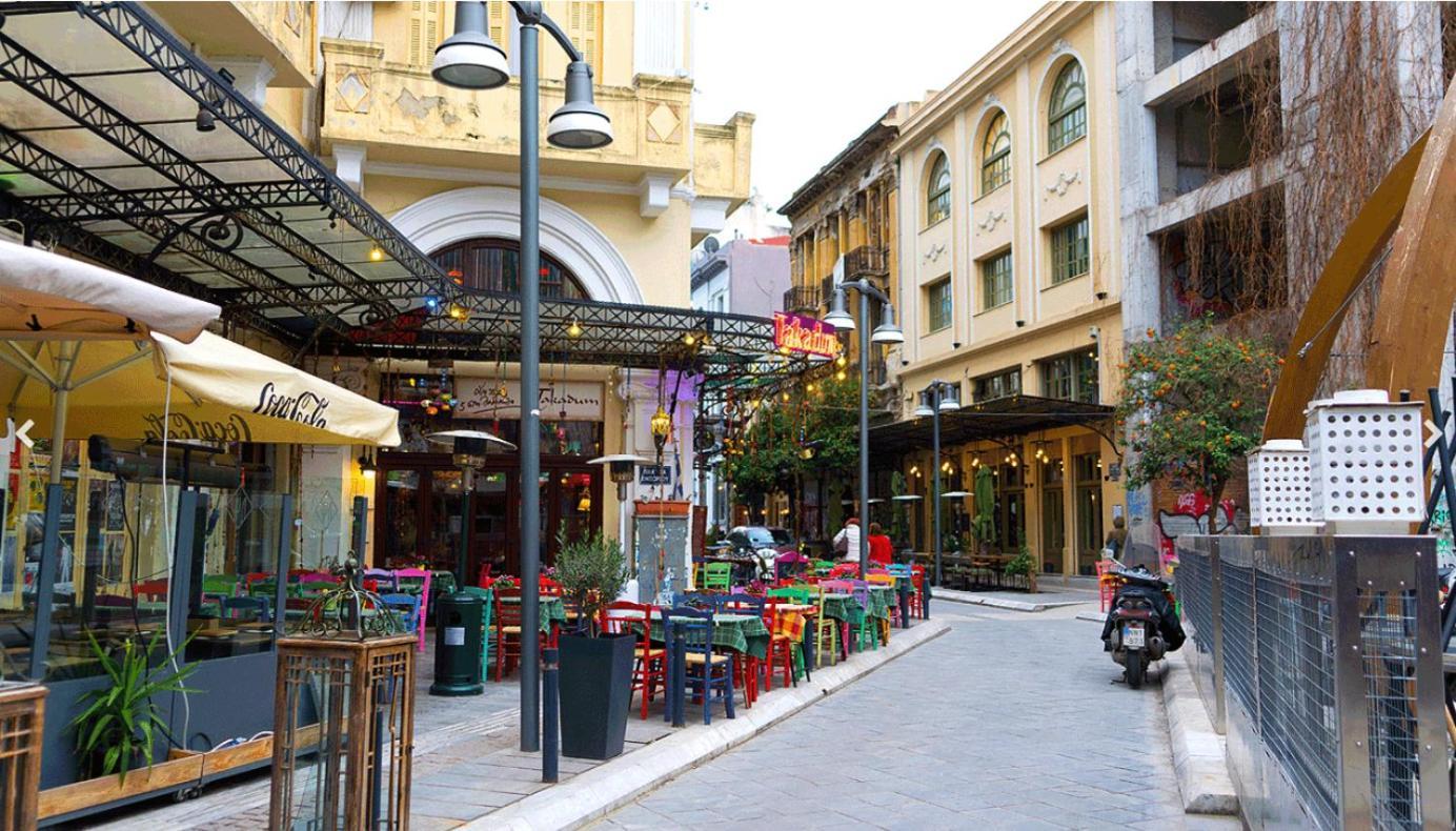 3c's Thess At The Old Frankish Quarter - Ladadika/ Merchant's Square