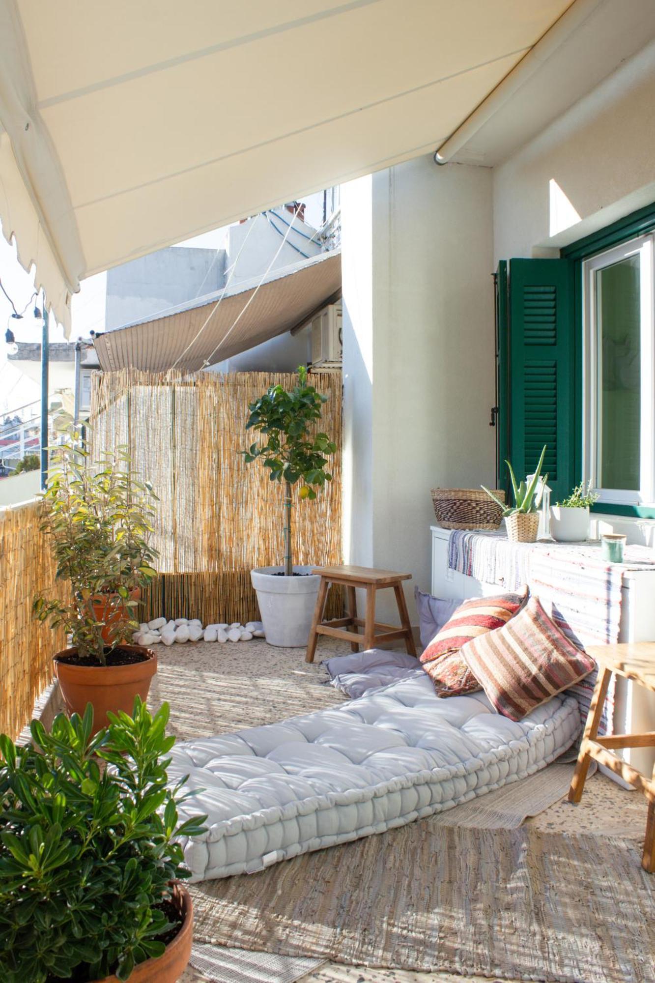 Homevision - Chic - Cozy Balcony Bliss Thessaloniki