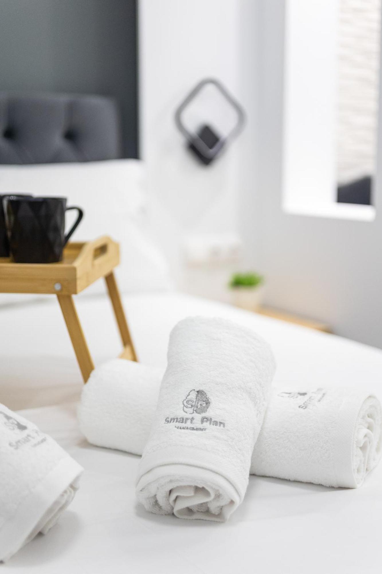 Căn hộ New Luxury In Downtown *