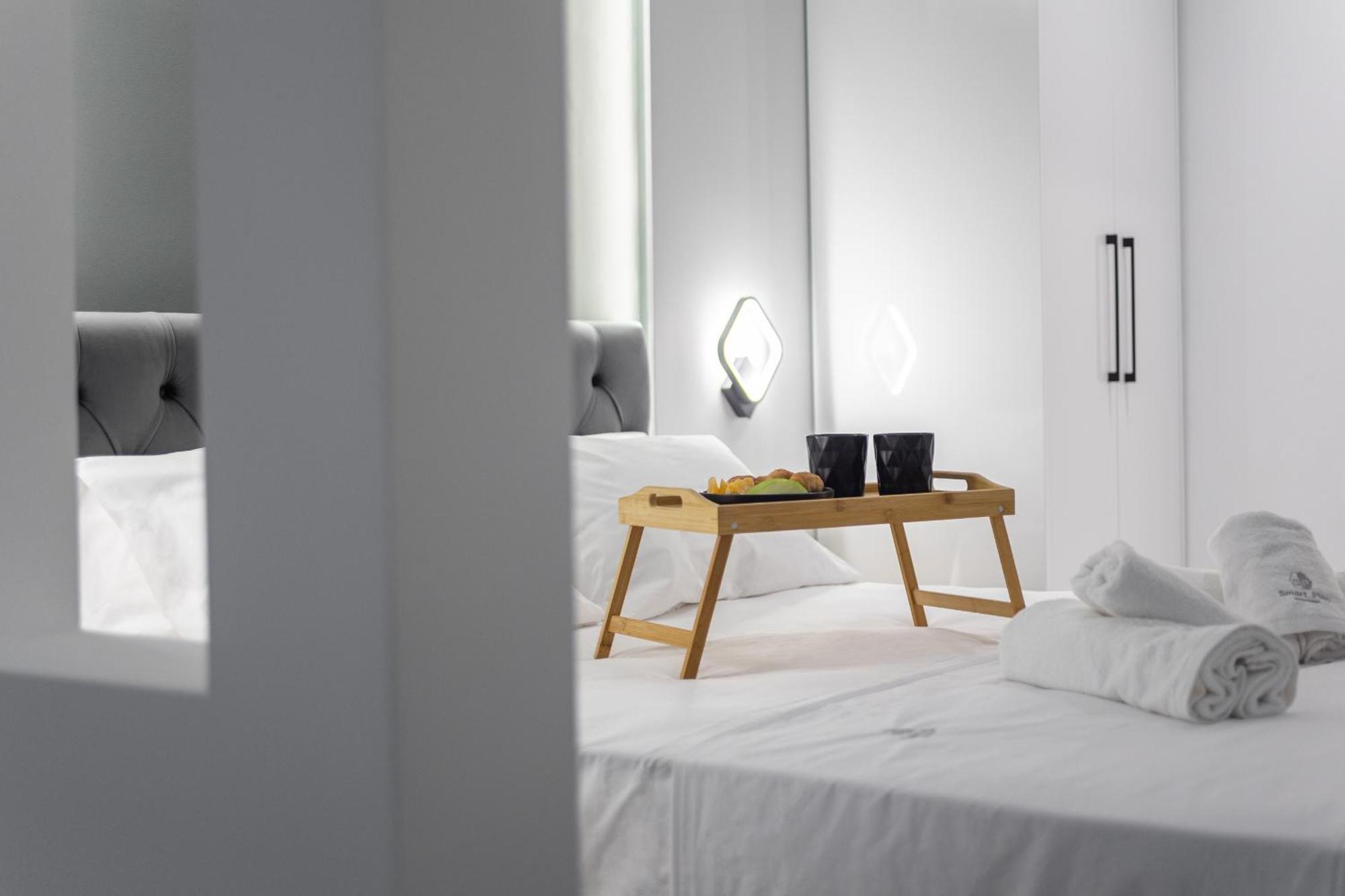 New Glamorous In Downtown Apartment Thessaloniki