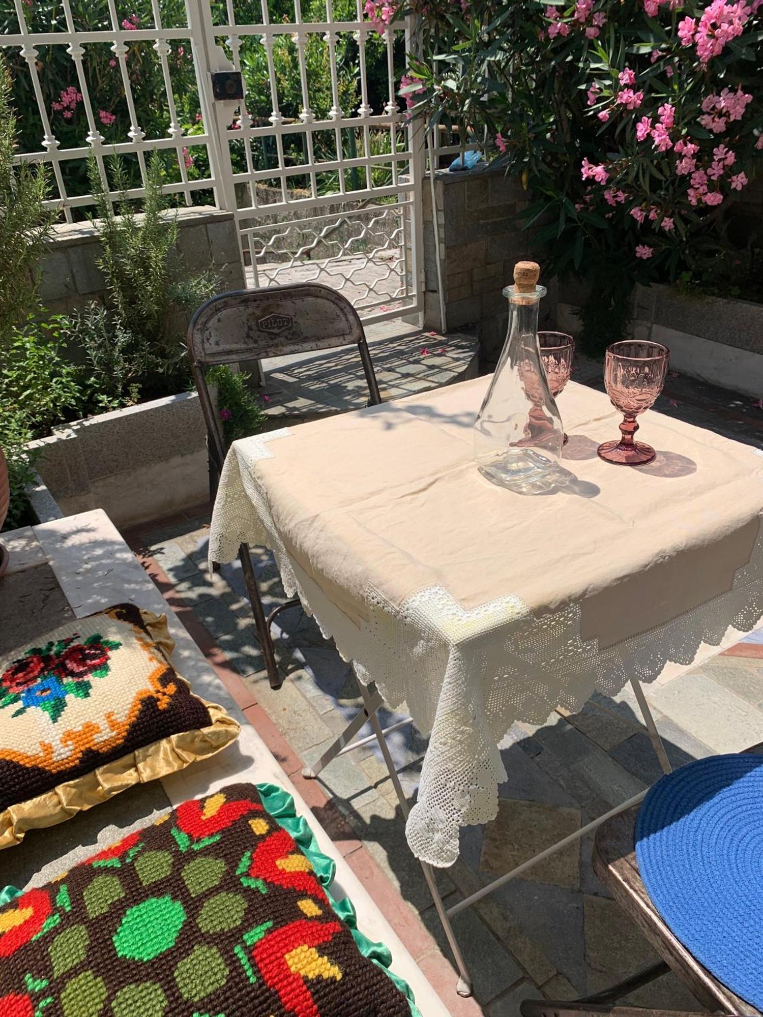 Gemuetliches In Ano Poli Appartement