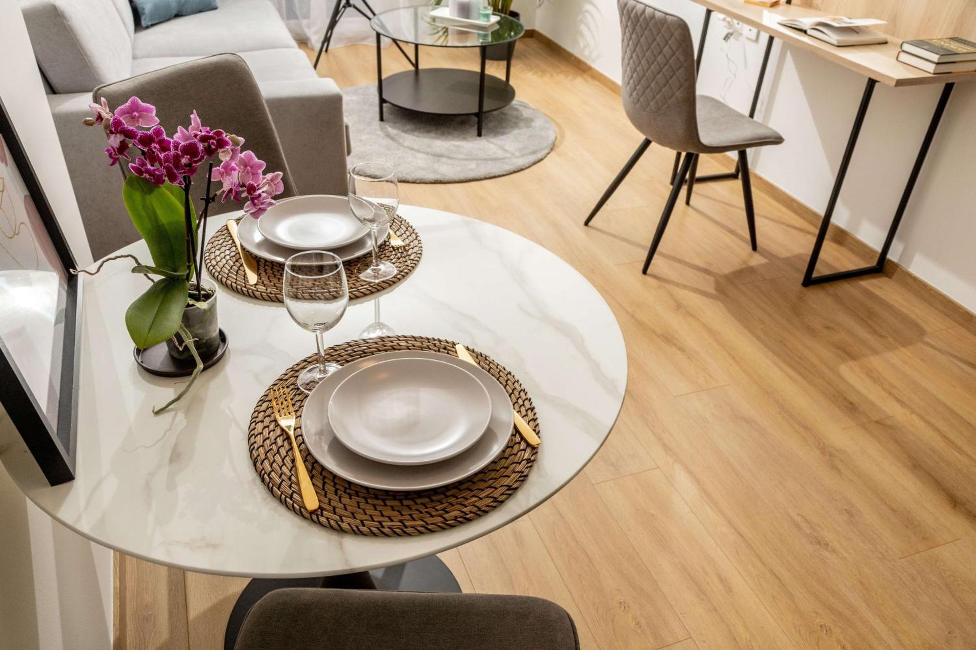Zeus Executive Apartment