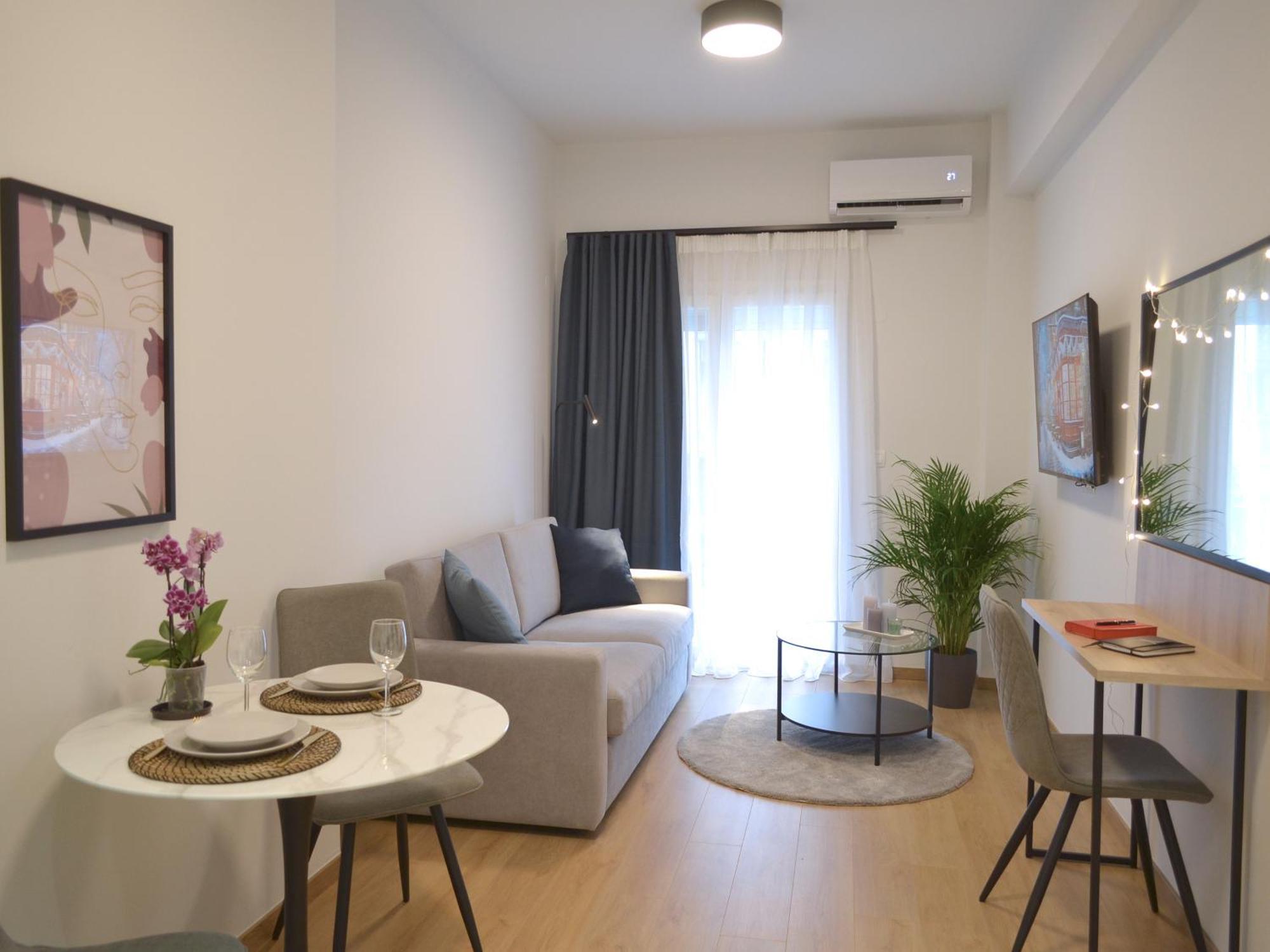 Zeus Executive Apartment