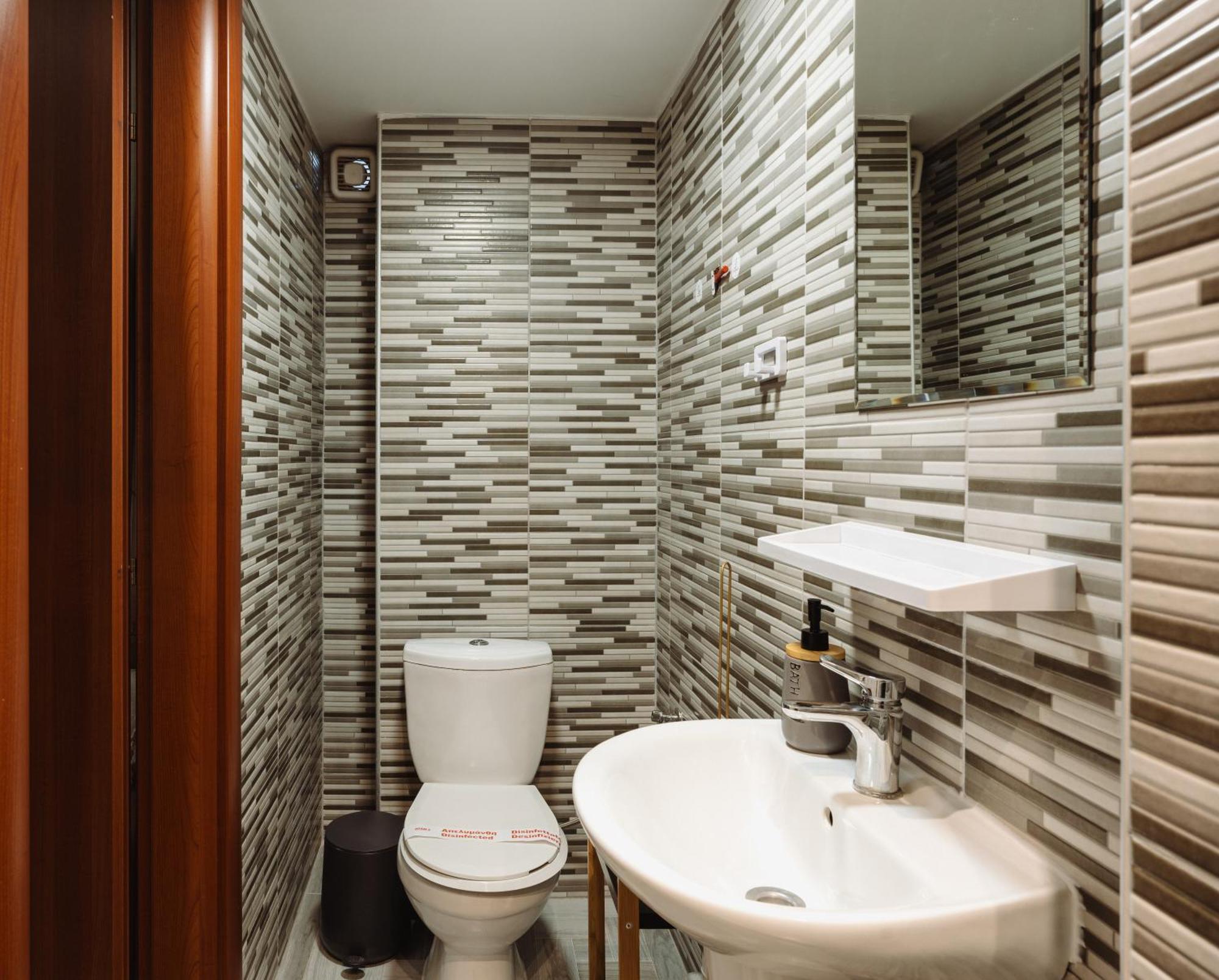 Floret Apartment