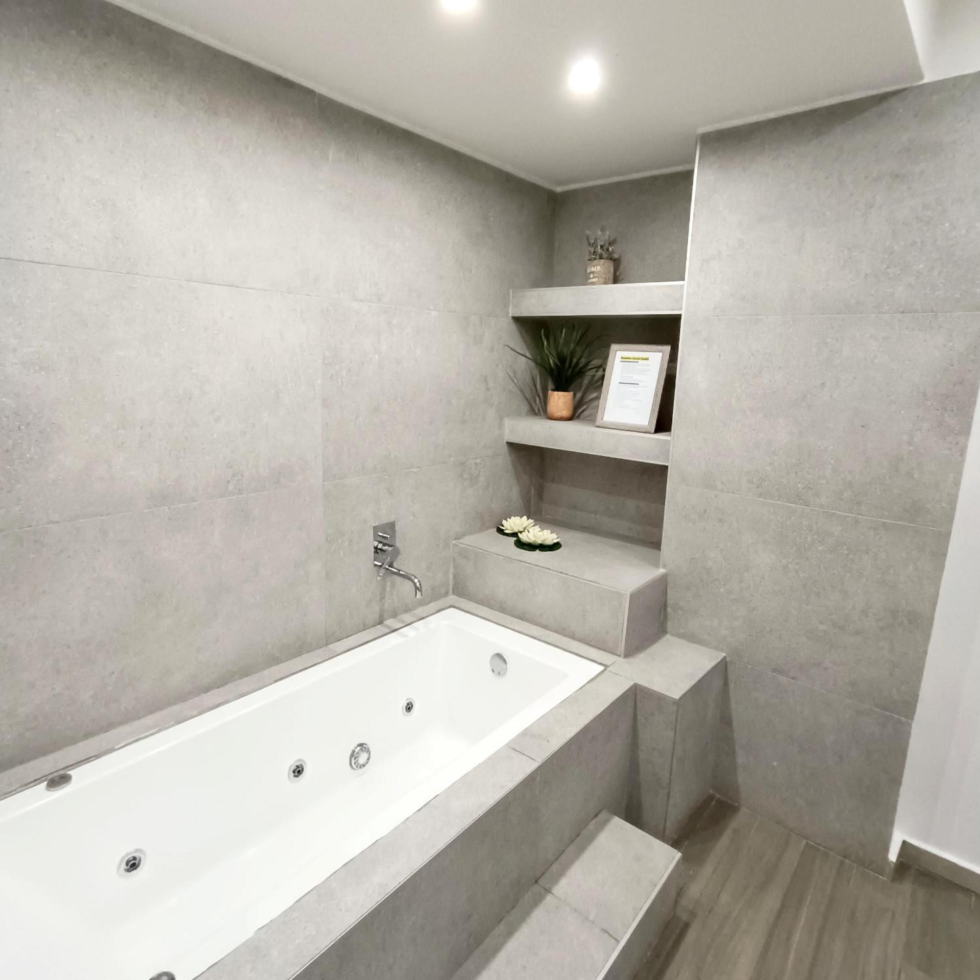 Navarino Jacuzzi Studio Rt Hospitality Services Apartment