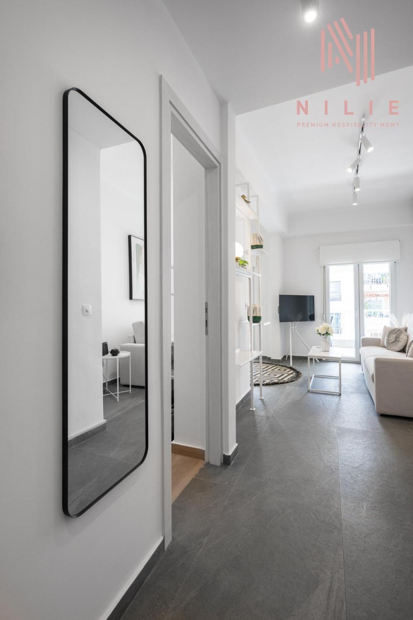 Lusso Bianco, Nilie Hospitality Mgmt Thessaloníki