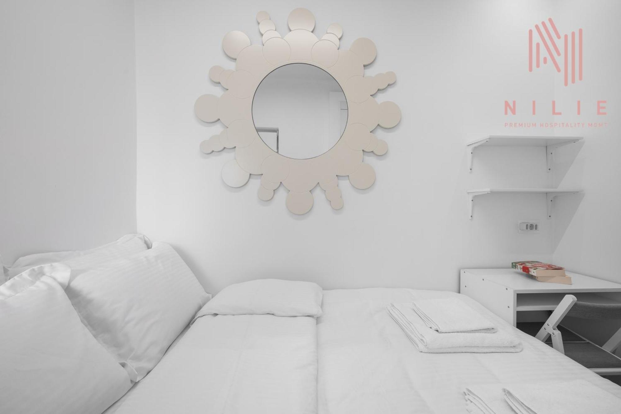 Lusso Bianco, Nilie Hospitality Mgmt