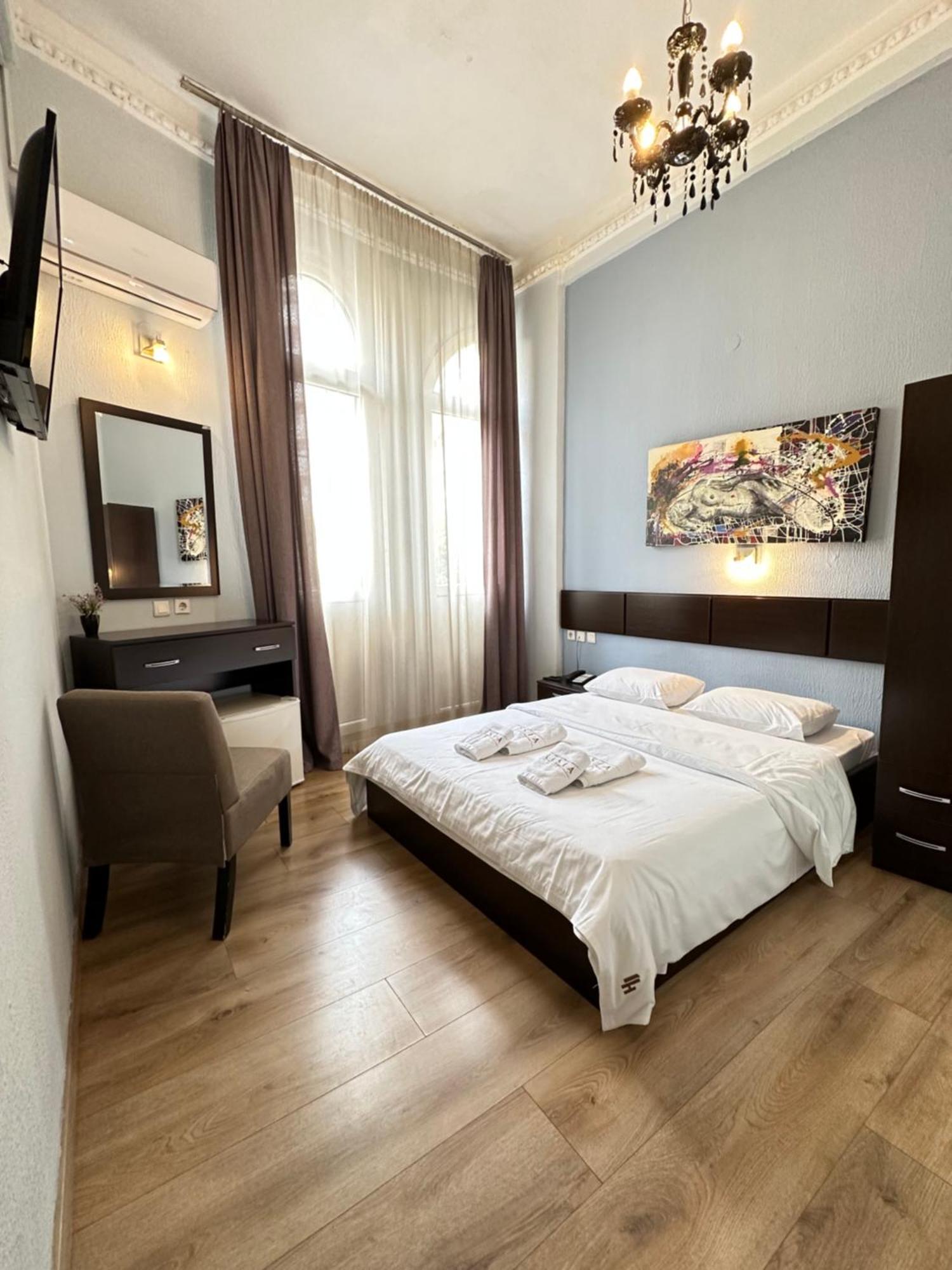 Hotel Ilisia