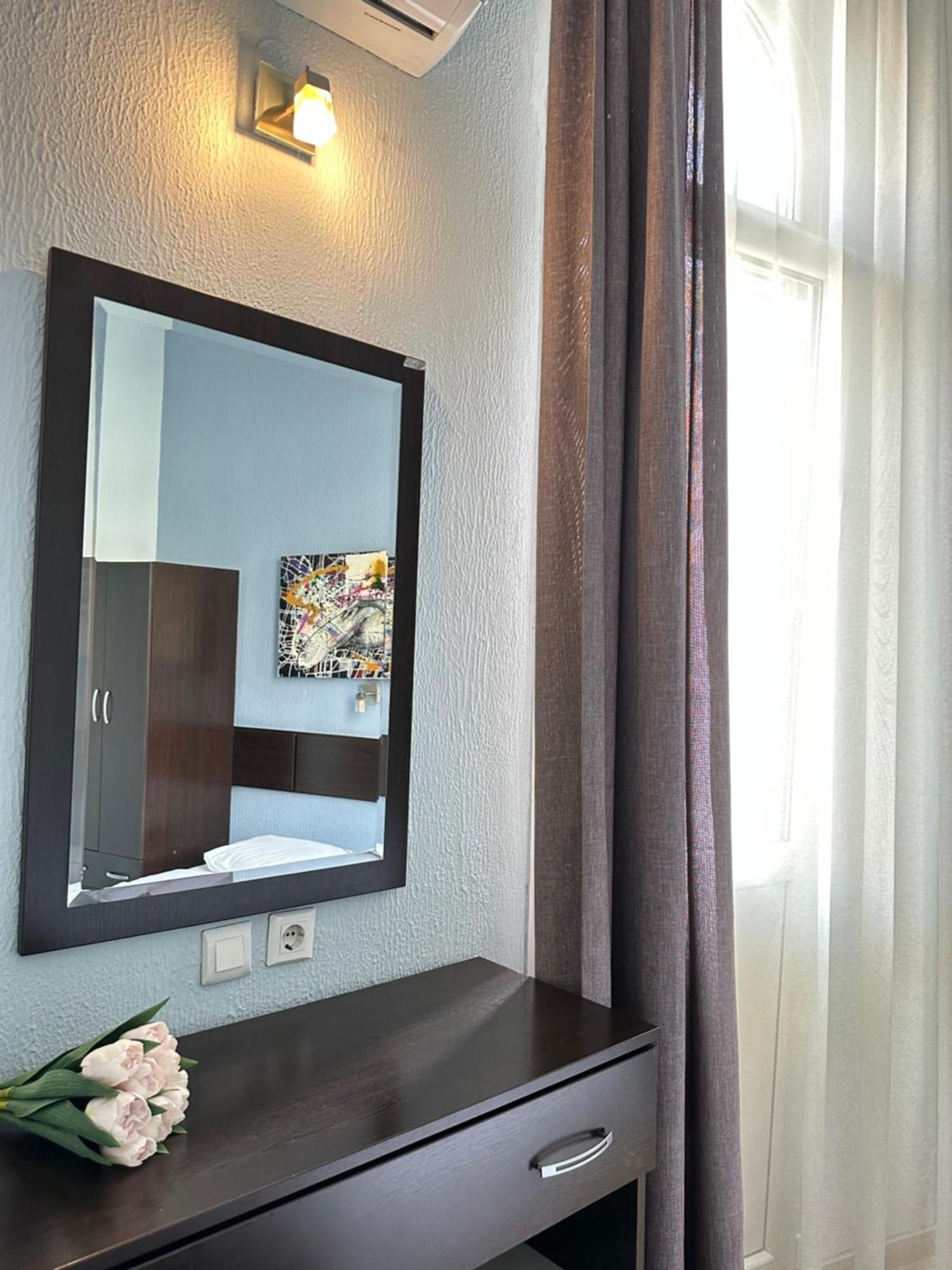 Hotel Ilisia 2*