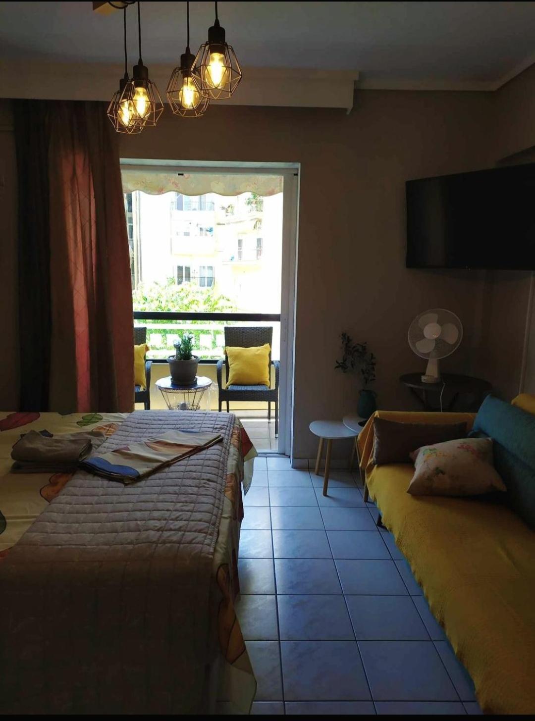 Cozy Studio, 1min From Kamara Apartamento