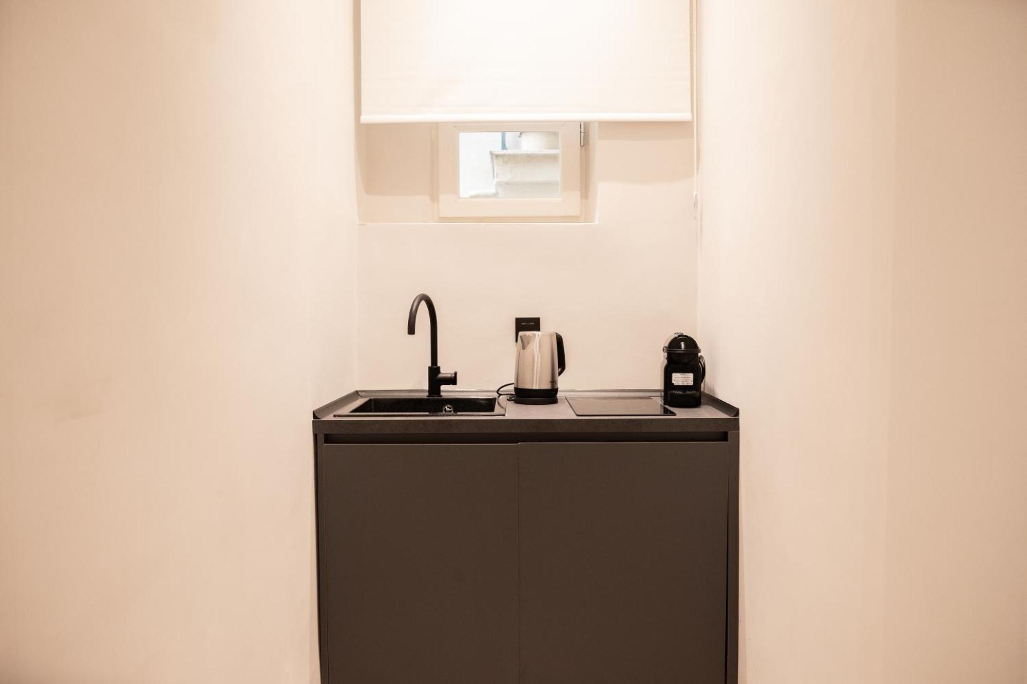 Taskou Luxury Apartment *