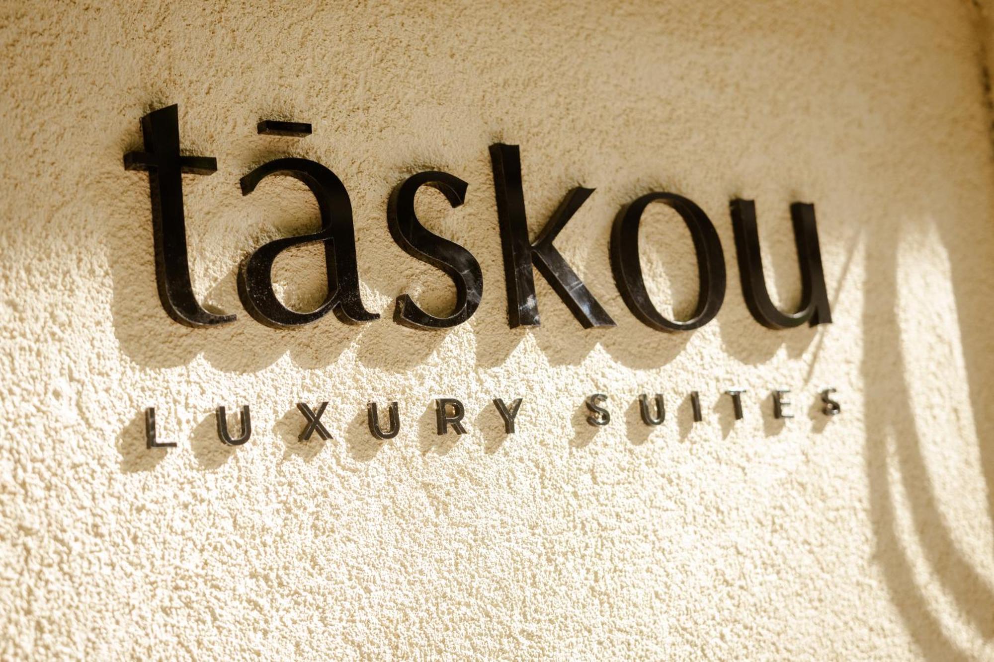 Taskou Luxury *