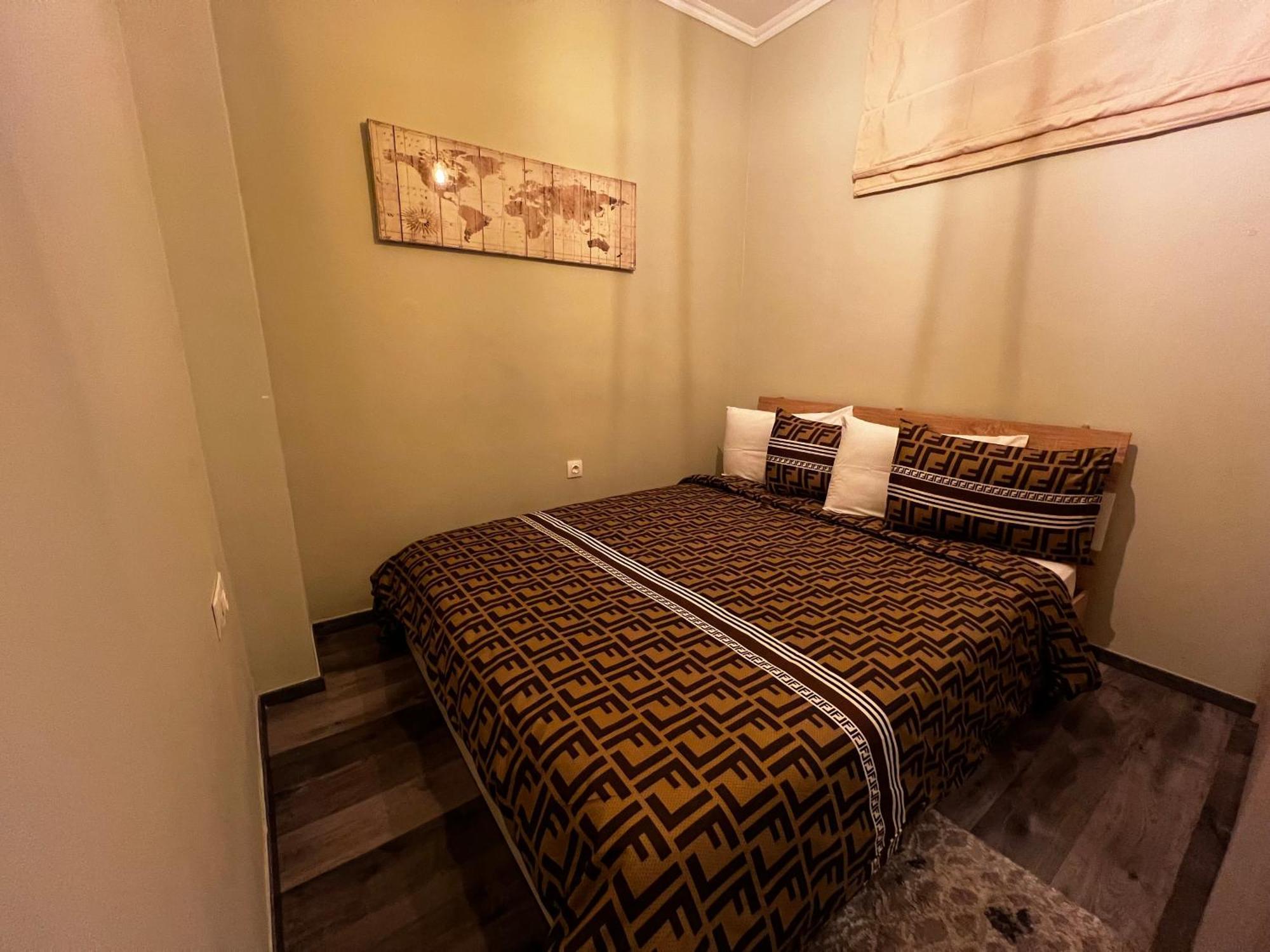Diamond Apartment