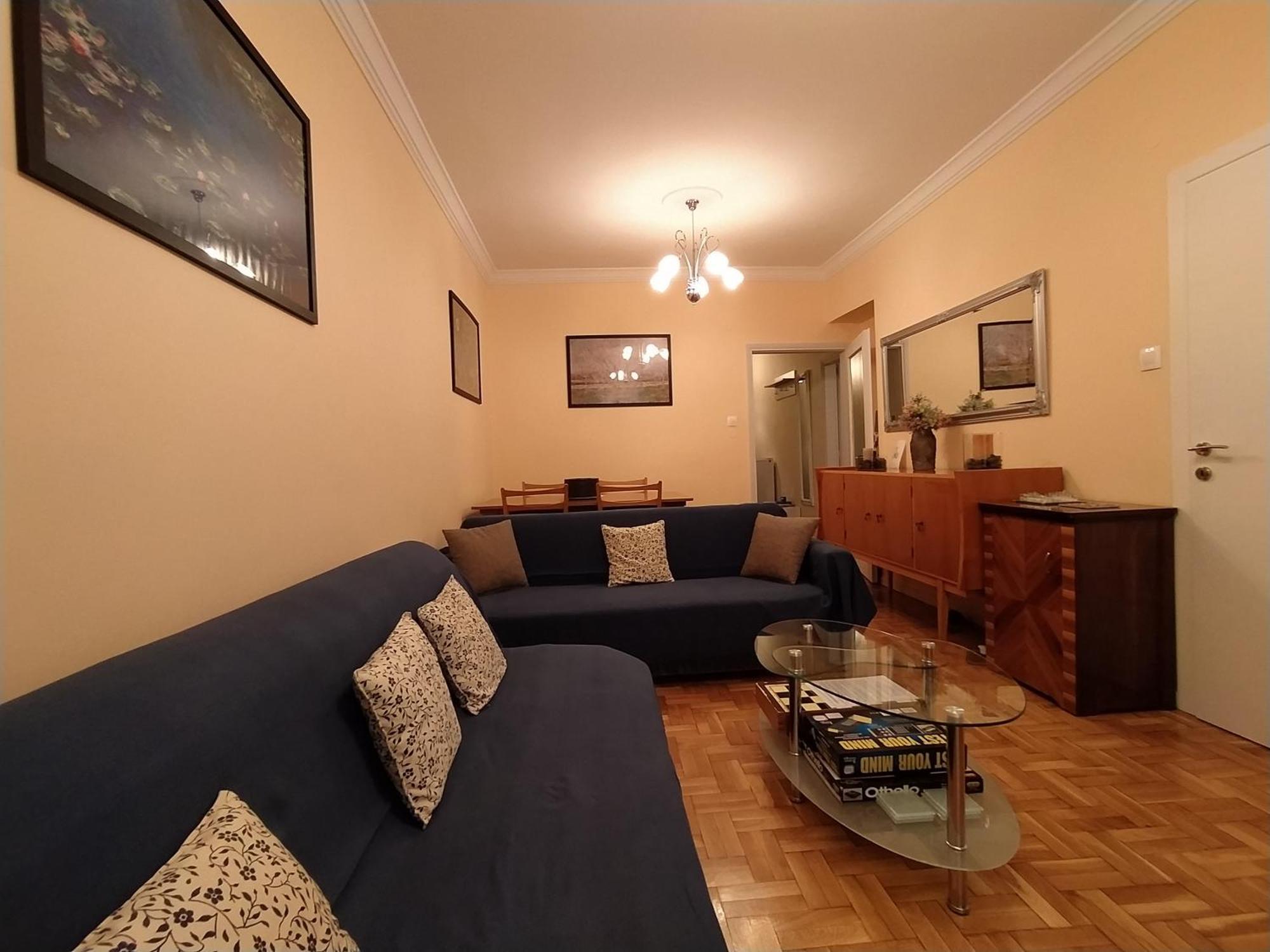 Cozy Three Bdrms At Five Filippou Str Thessaloniki