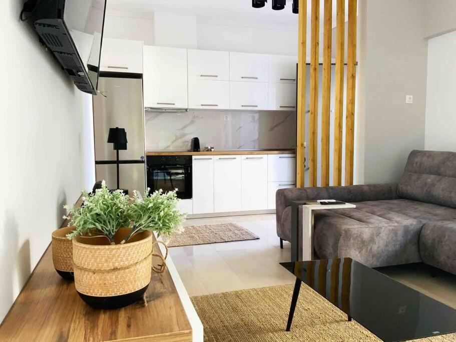 Apartment 2 Bedroom Family With Free Parking *