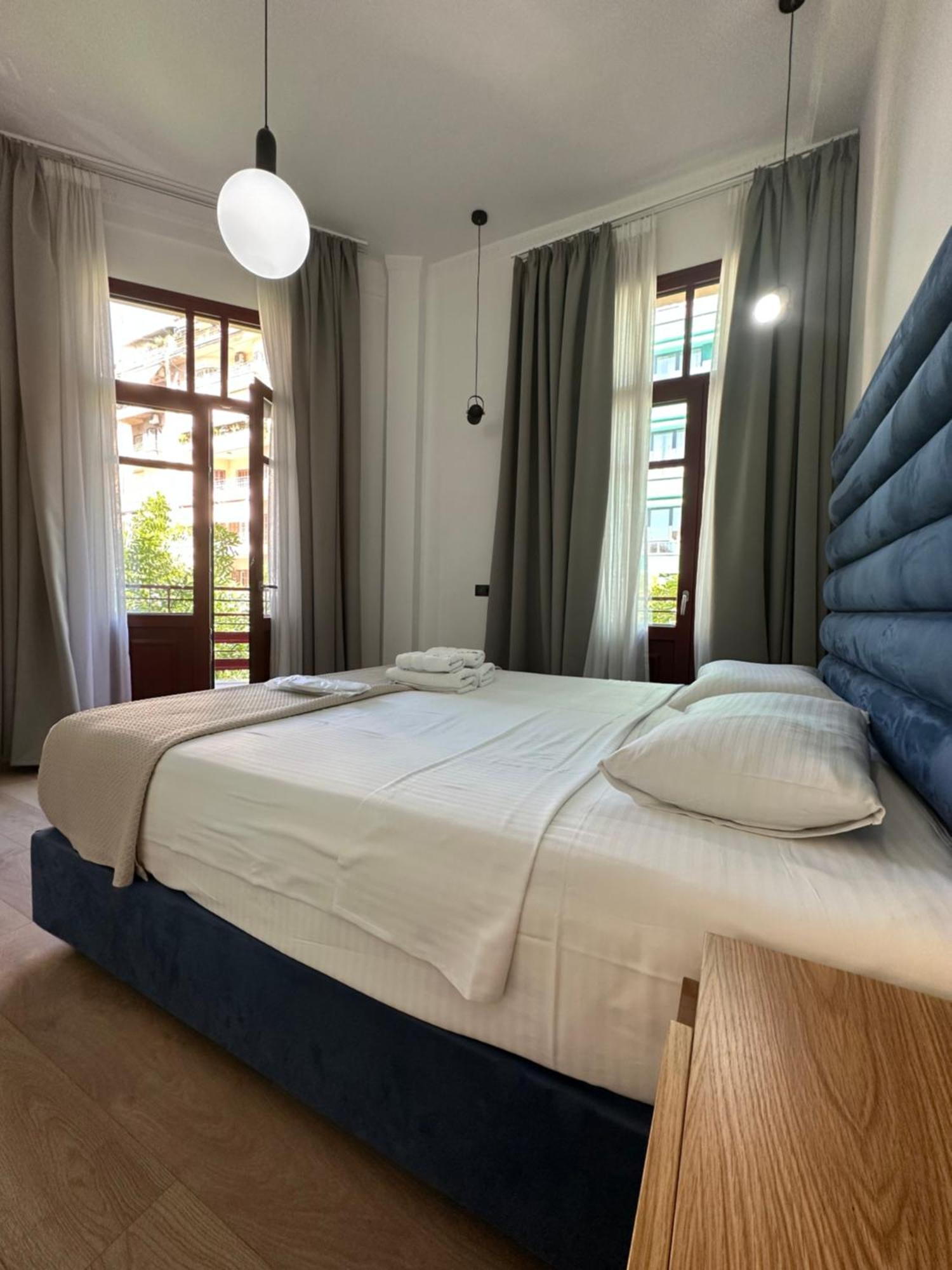 Aparthotel The Maroon Bottle Luxury 4*