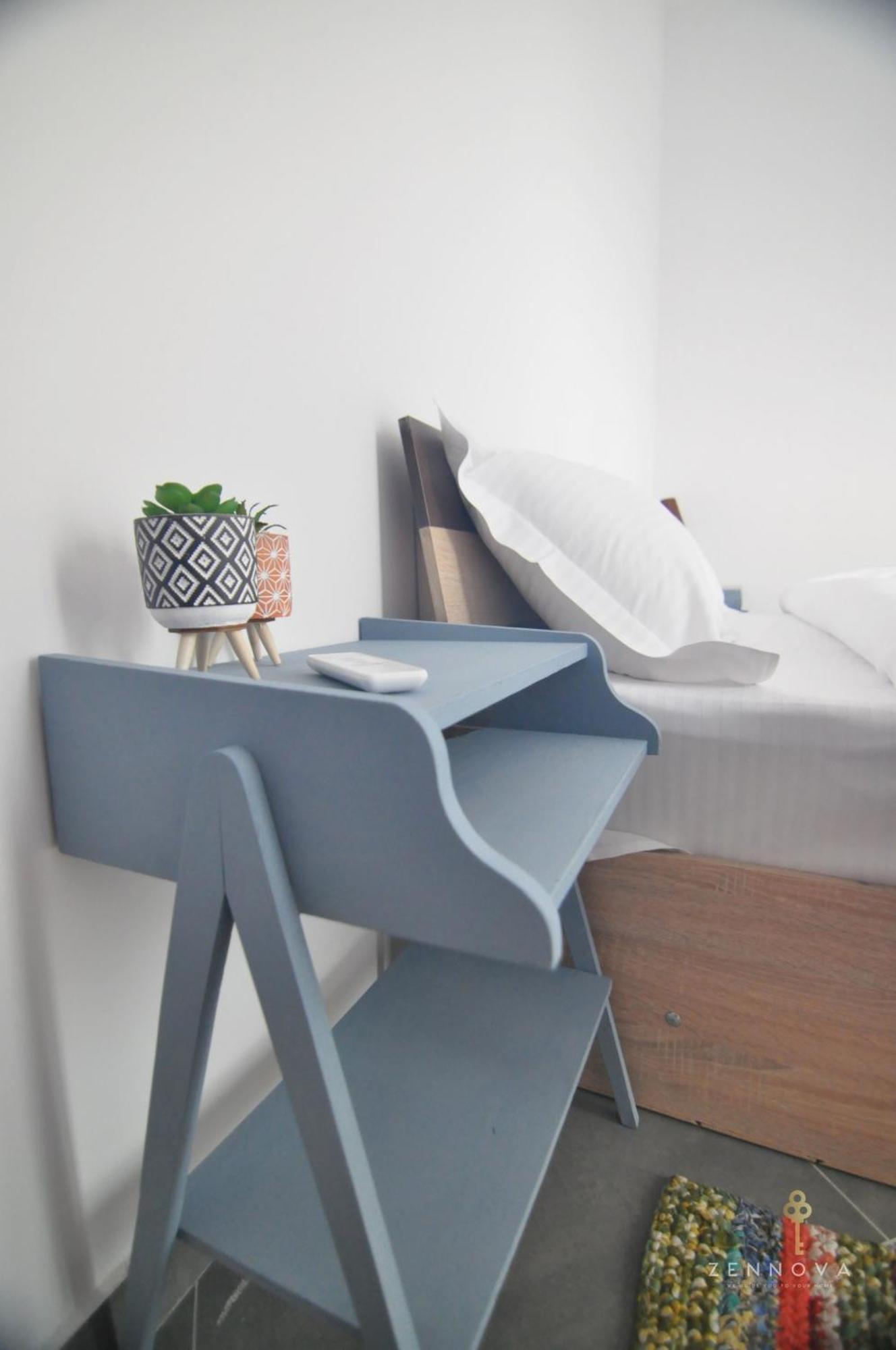 Zennova #81 Papazoli Str Thessaloniki