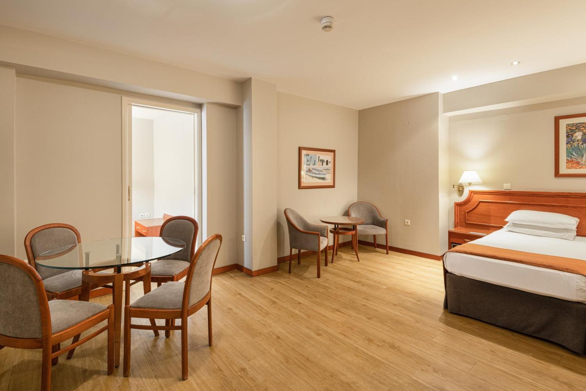 Hotel Holiday By Ihg