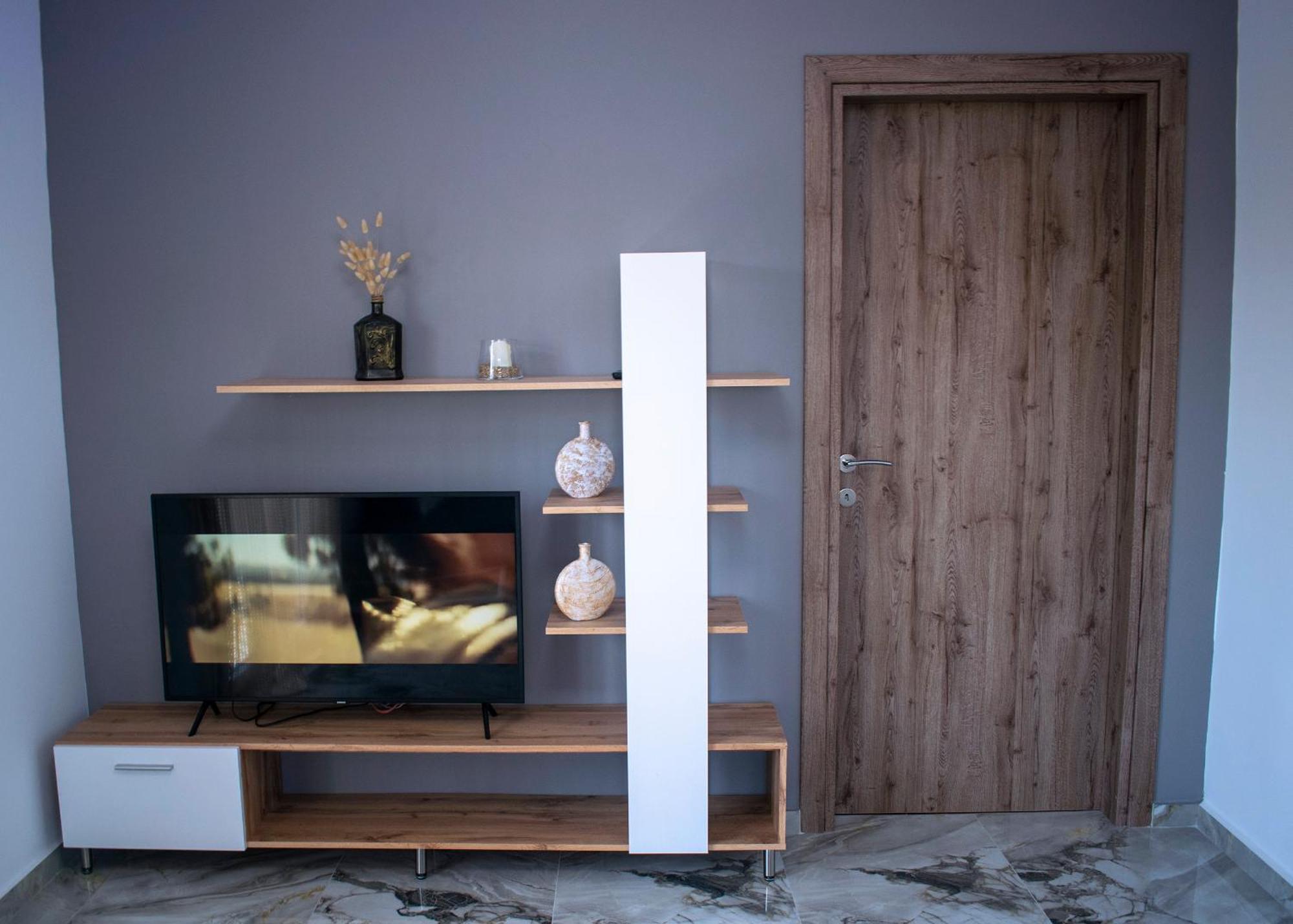 Luxe Suite, Chrysa's Private Getaway Apartment