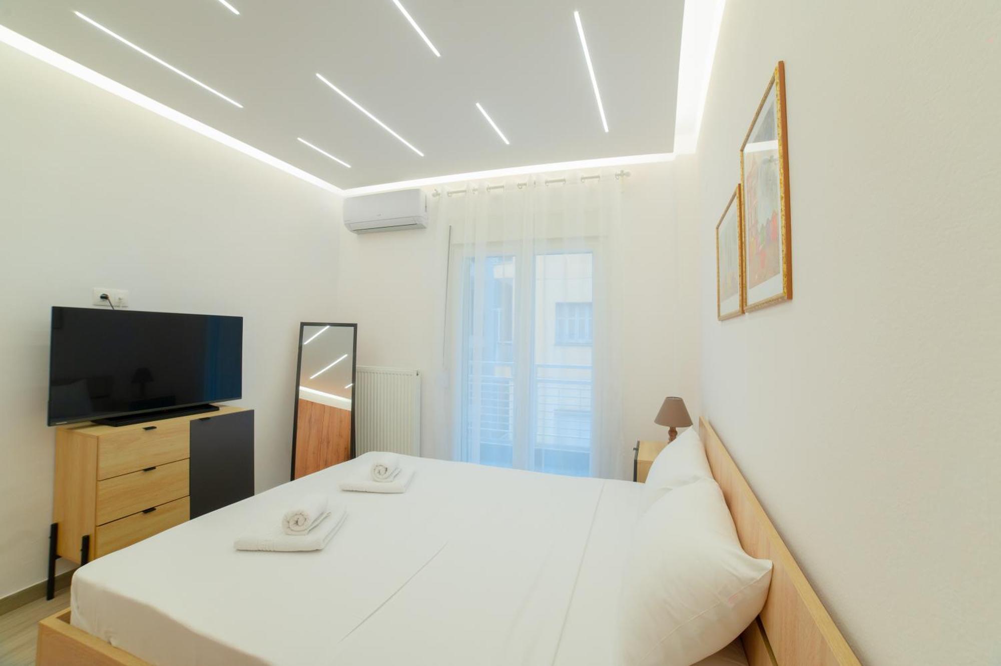 Spacius And Comfy Apartamento Tessalónica