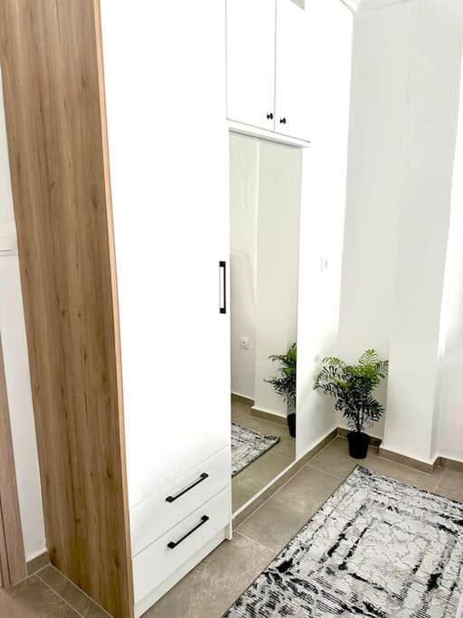 The Lux Vol.2 Apartment *