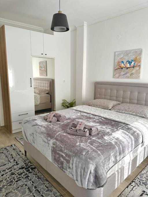 The Lux Vol.2 Apartment
