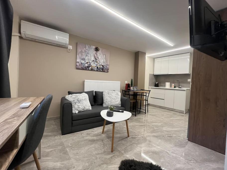 Odyssey 3 * Thessaloniki