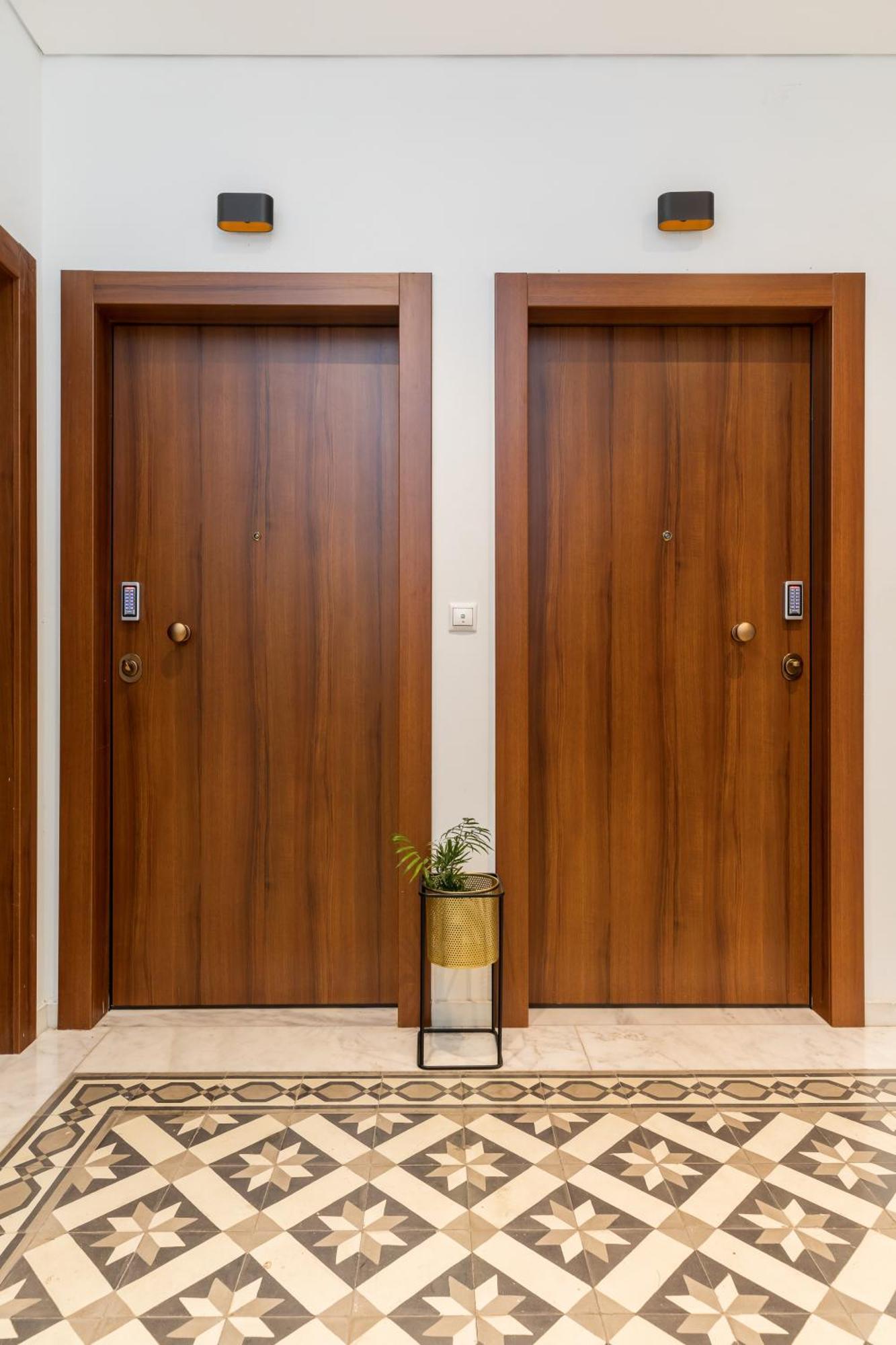 Black Onyx Comfort Apartment Thessaloniki
