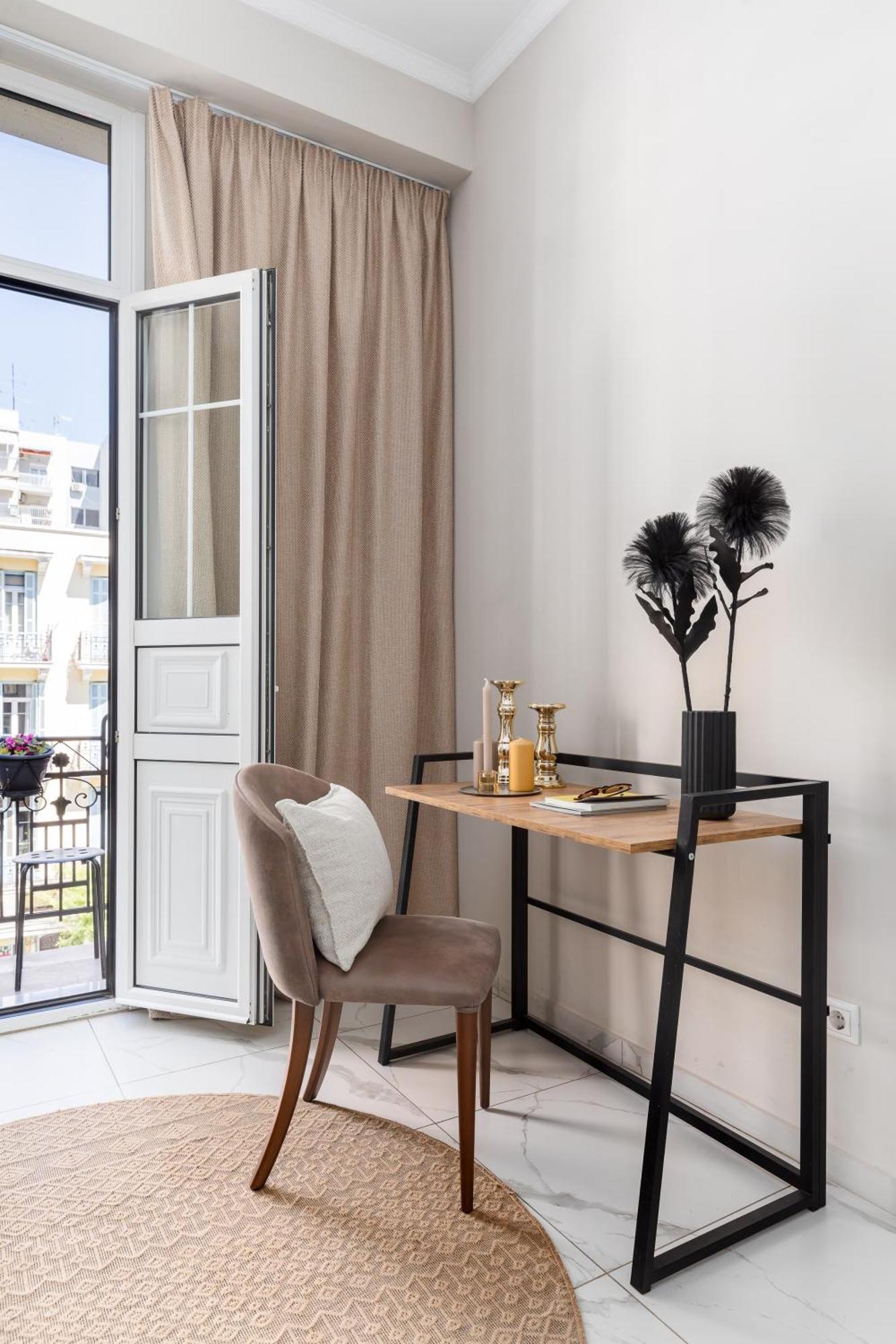 Apartment Black Onyx Comfort