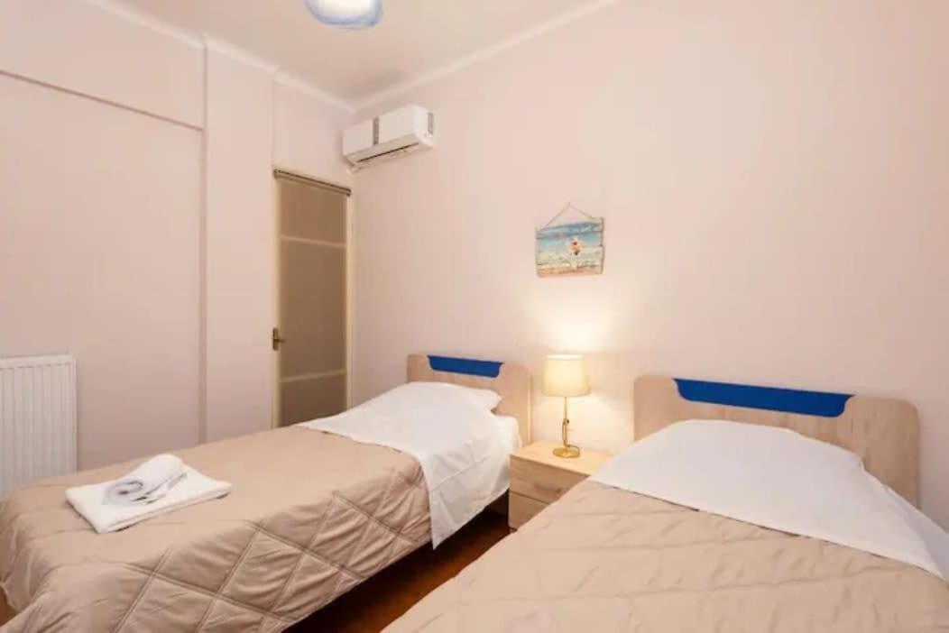Private Pristine Balcony Home- Heart Of The Center Căn hộ